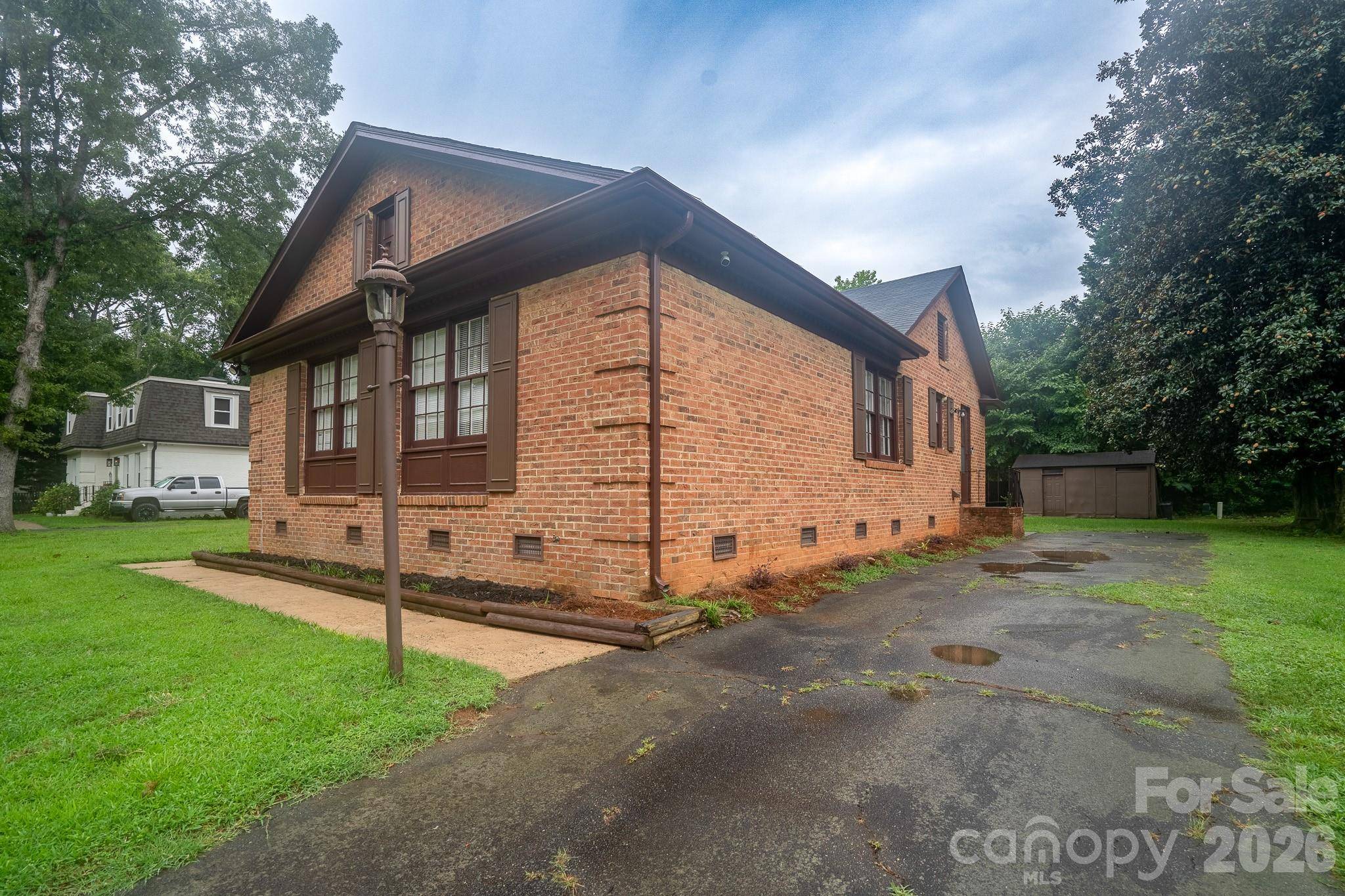 5742 faulconbridge RD, Charlotte, NC 28227