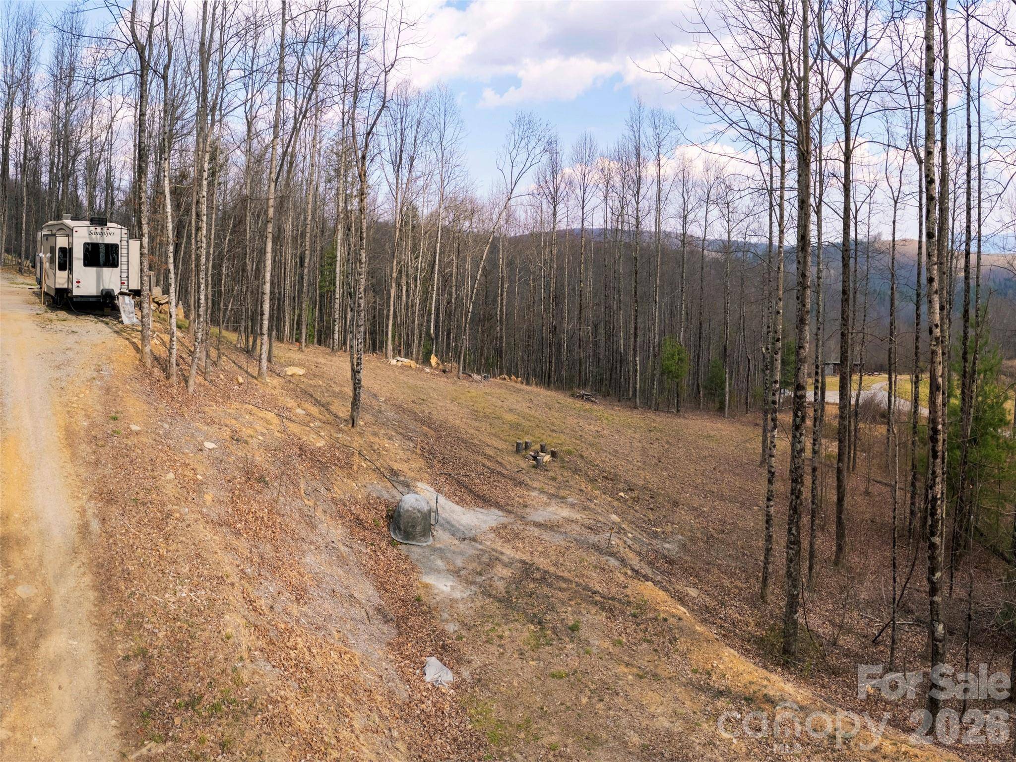220 Simply Grateful DR, Hendersonville, NC 28792