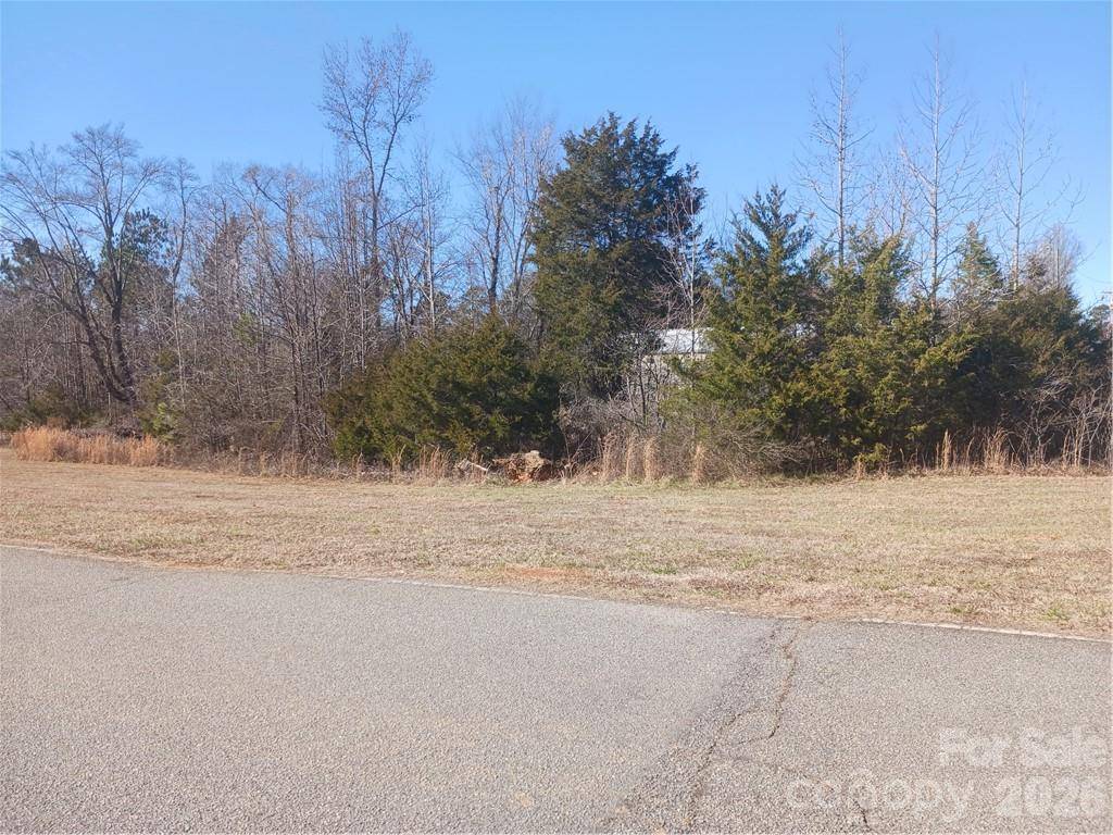 7 Charter LN #7, Denver, NC 28037