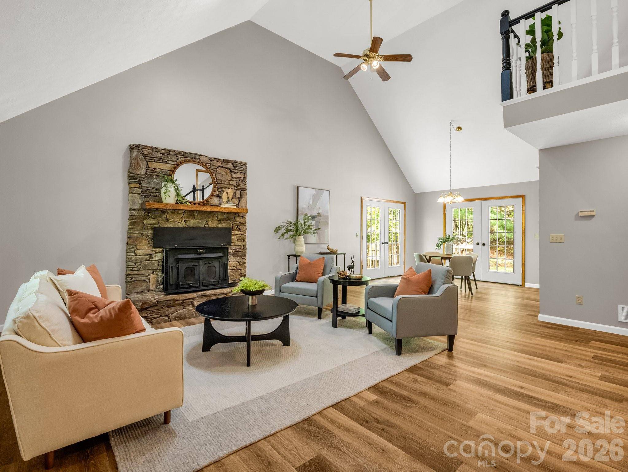 2304 Mountain Page RD, Saluda, NC 28773