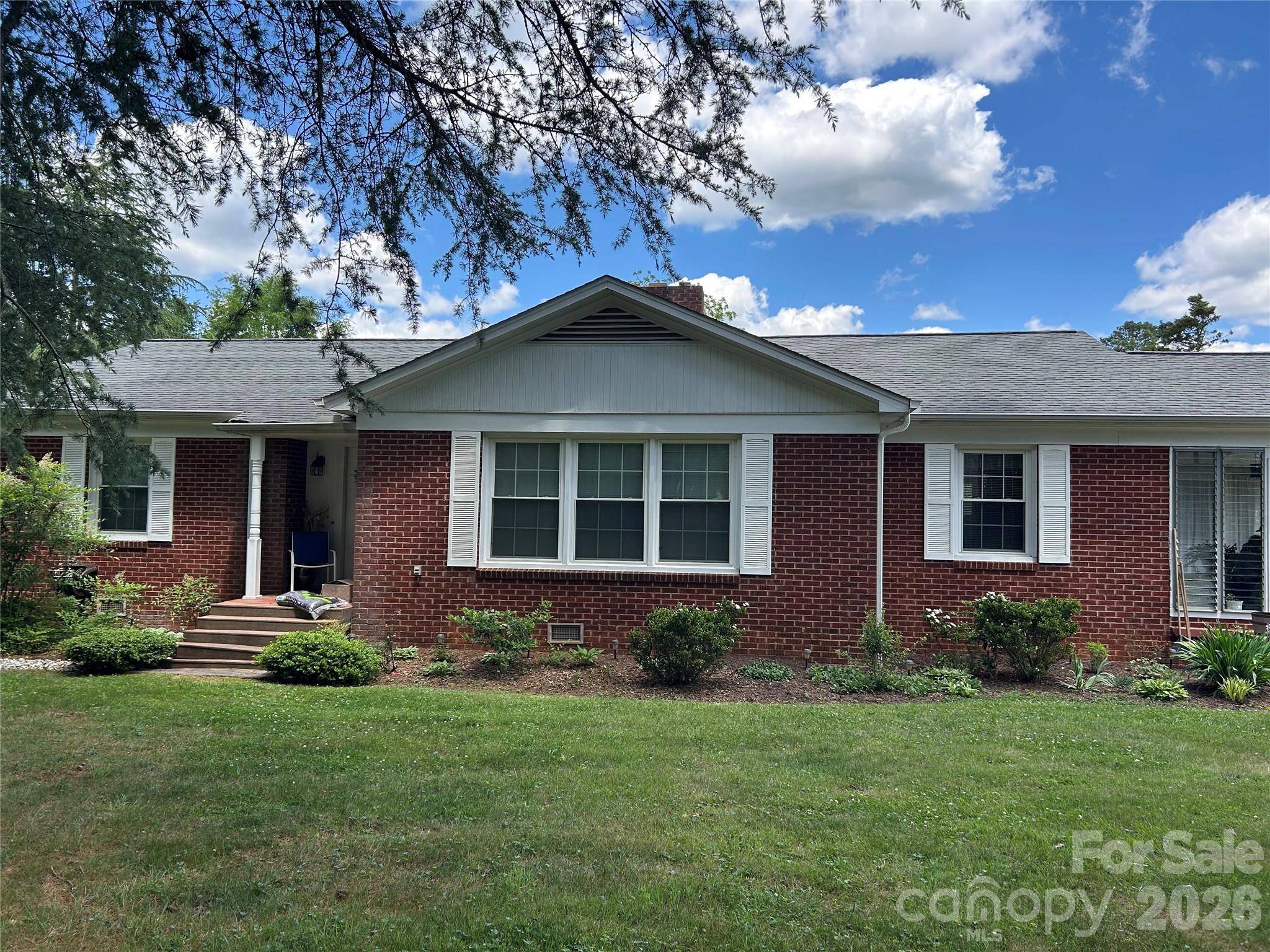 261 Old Caroleen RD, Forest City, NC 28043