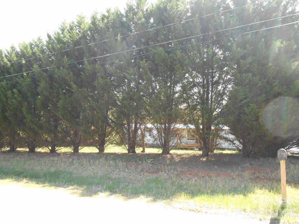 2184 Stove DR, Newton, NC 28658
