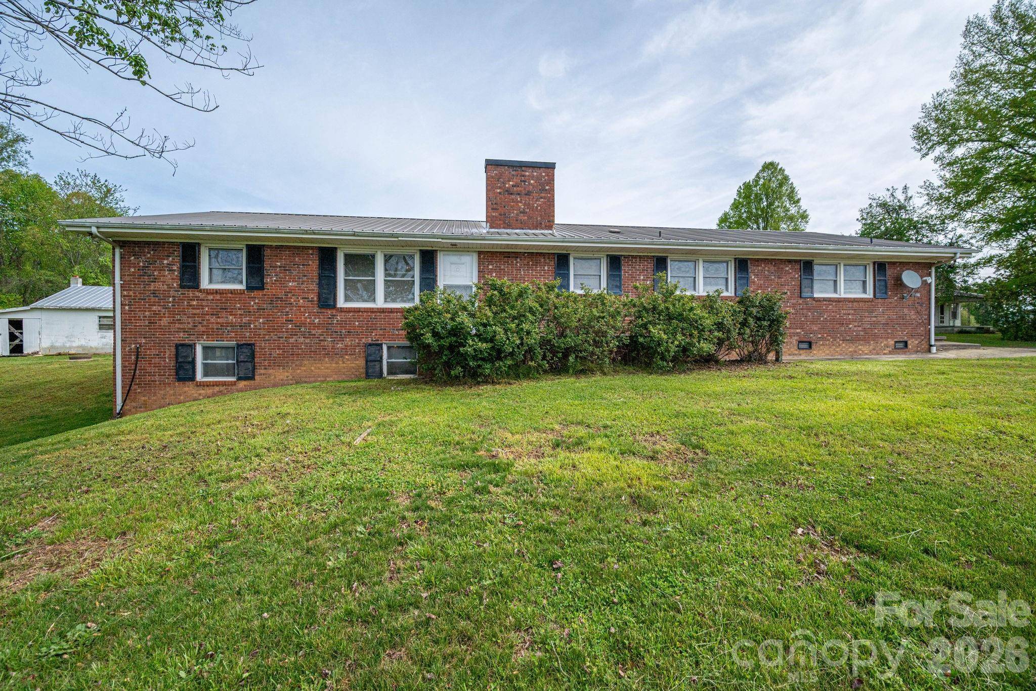 7448 W NC 27 HWY, Vale, NC 28168