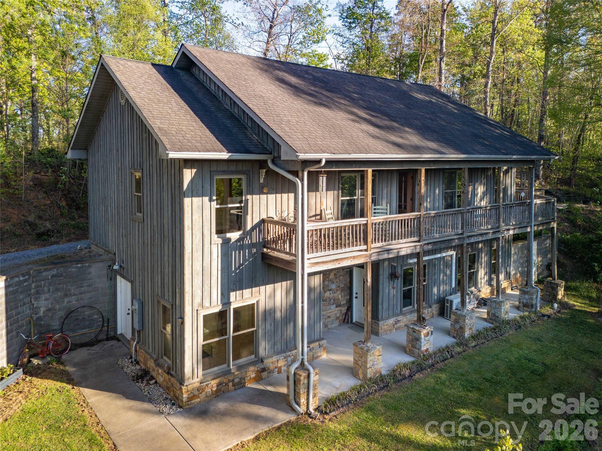 219 Sandalwood DR, Whittier, NC 28789