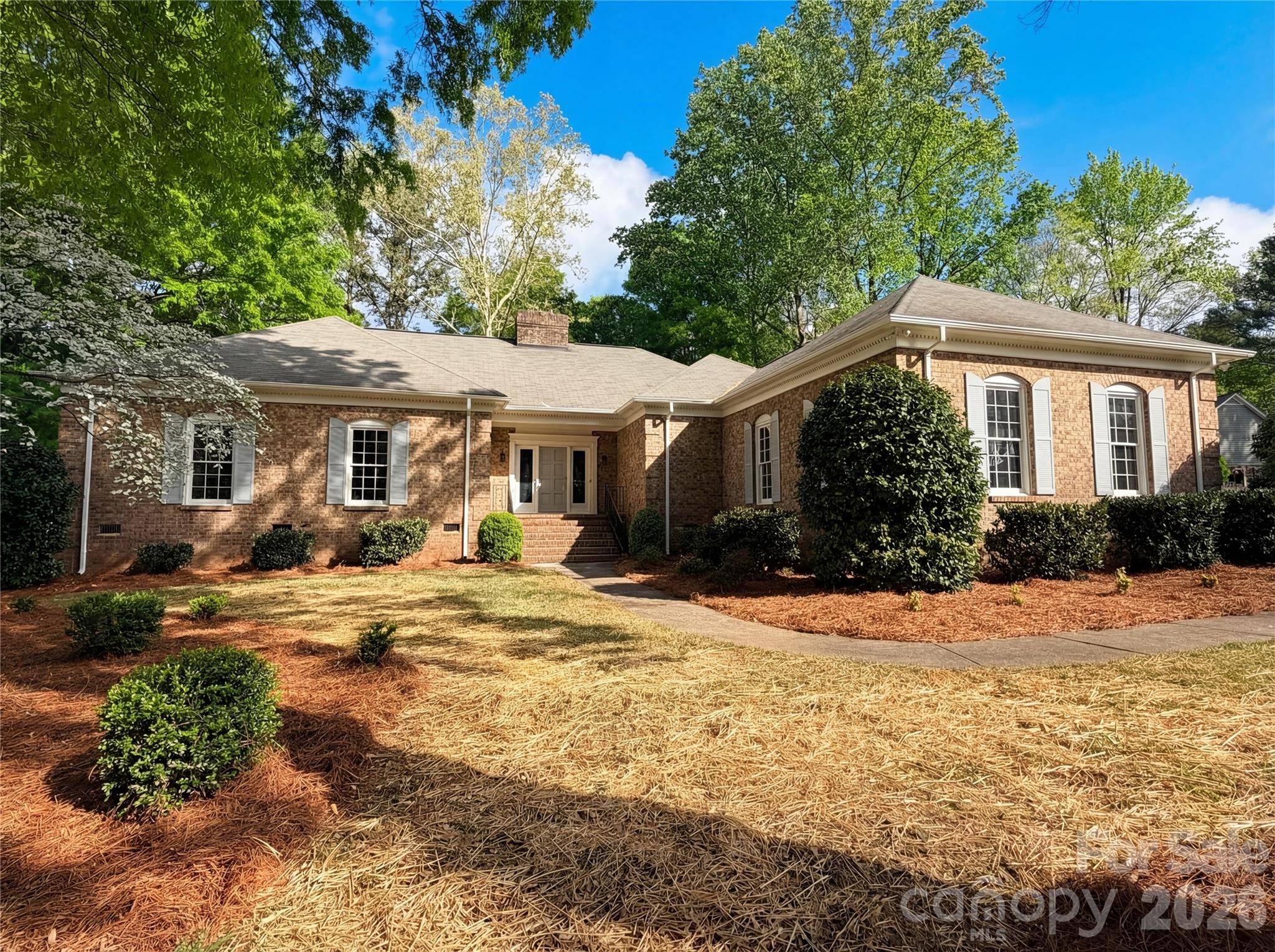 6024 Dovefield RD, Charlotte, NC 28277