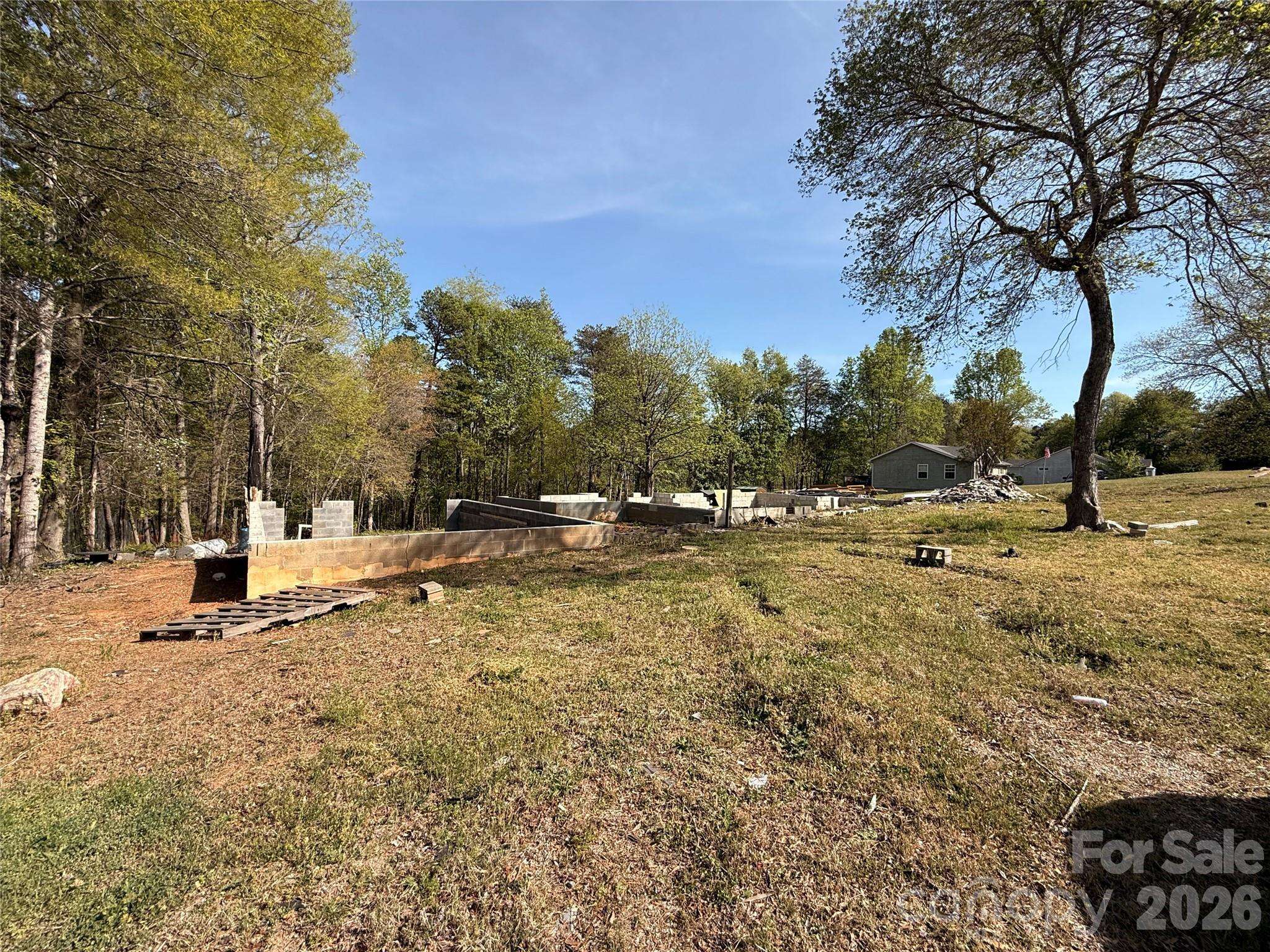 5750 Poovey DR, Granite Falls, NC 28630