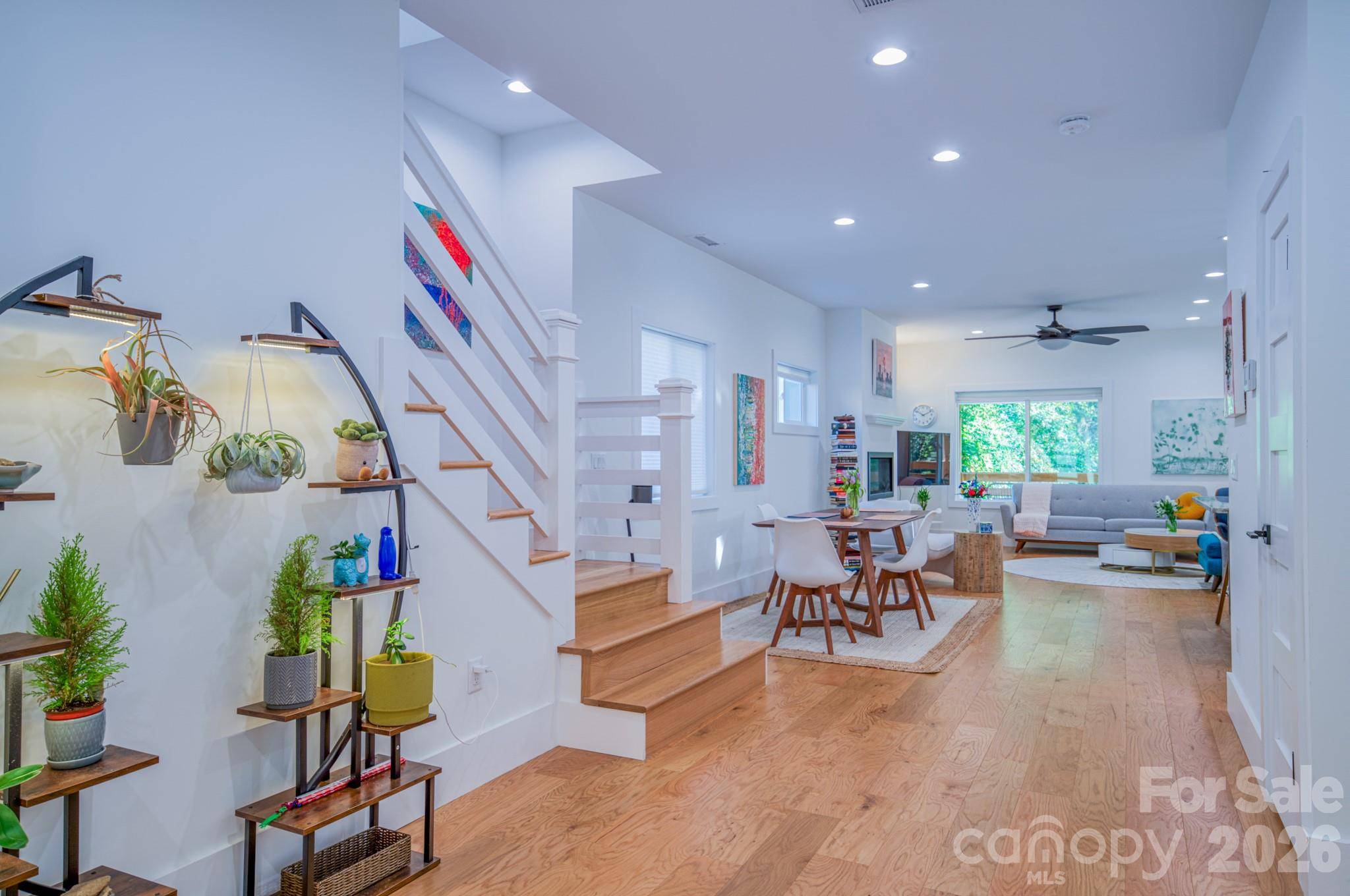 321 Hazel Mill RD, Asheville, NC 28806