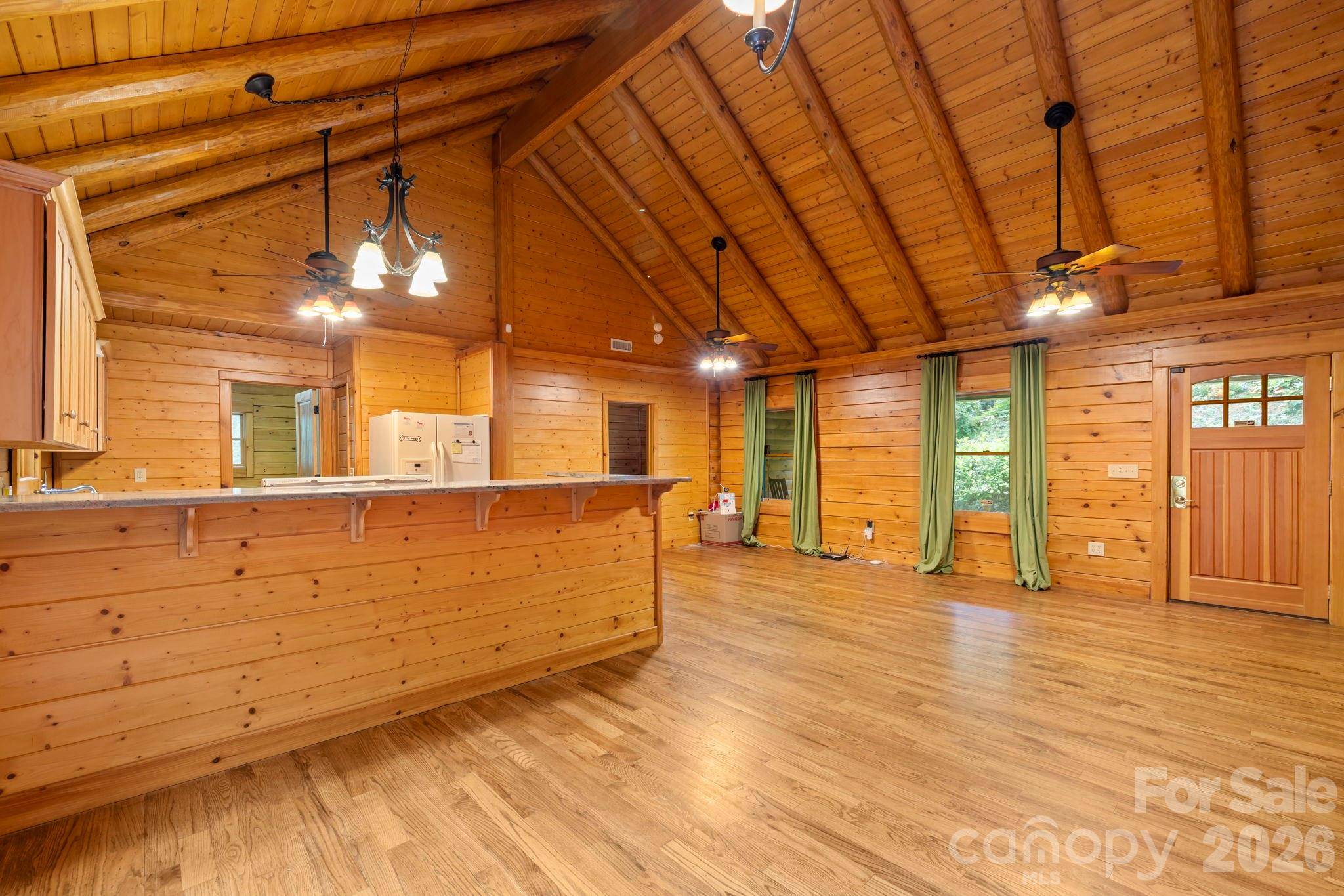 266 Rhododendron DR, Saluda, NC 28773