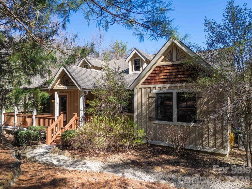 98 Mill Pond DR, Tuckasegee, NC 28783