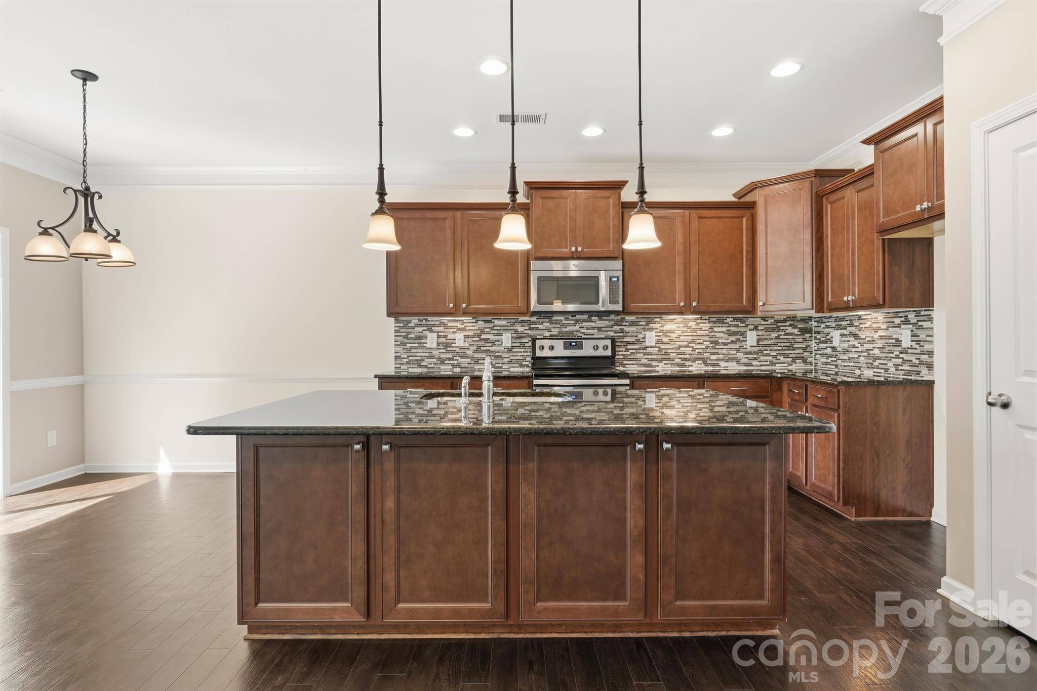 106 E Heart Pine LN, Statesville, NC 28677