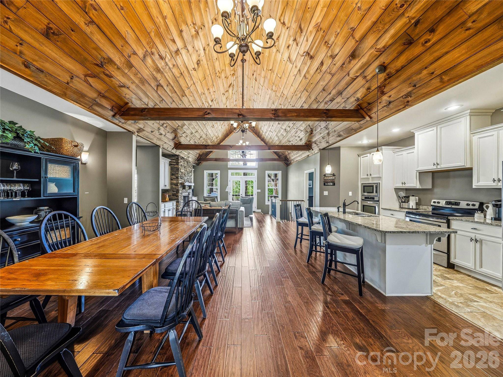 402 Holmstead DR, Lake Lure, NC 28746