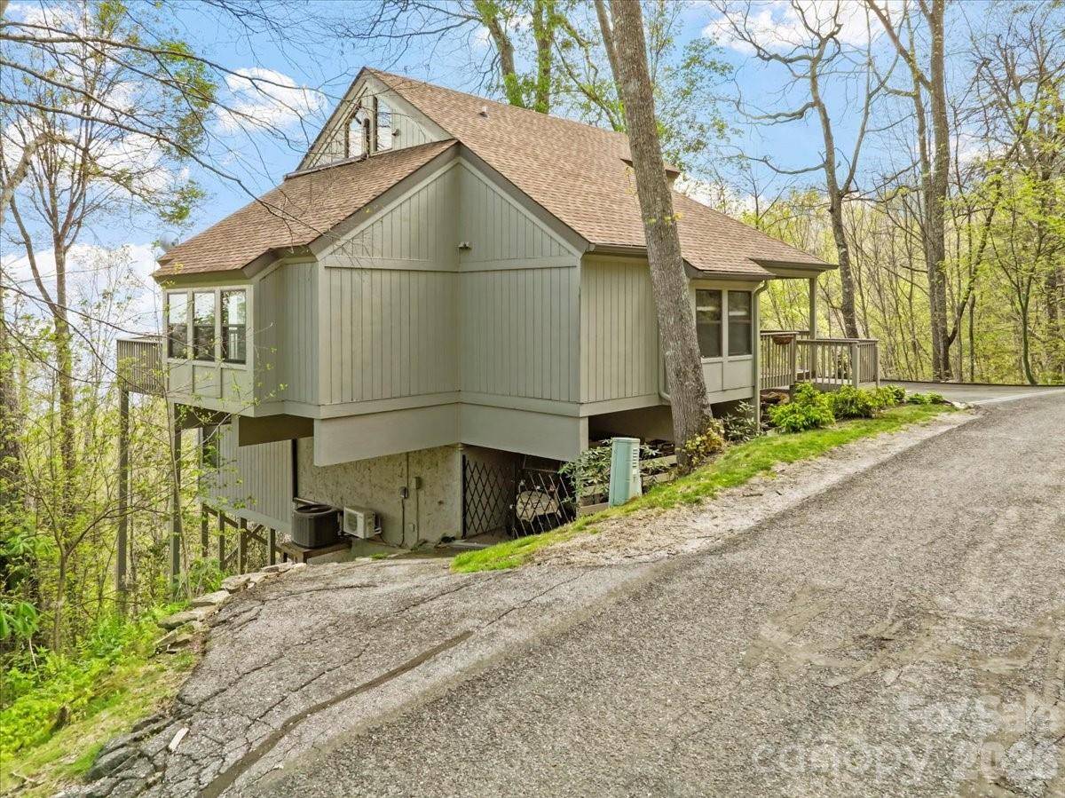 49 Slickrock Ridge WAY S, Burnsville, NC 28714