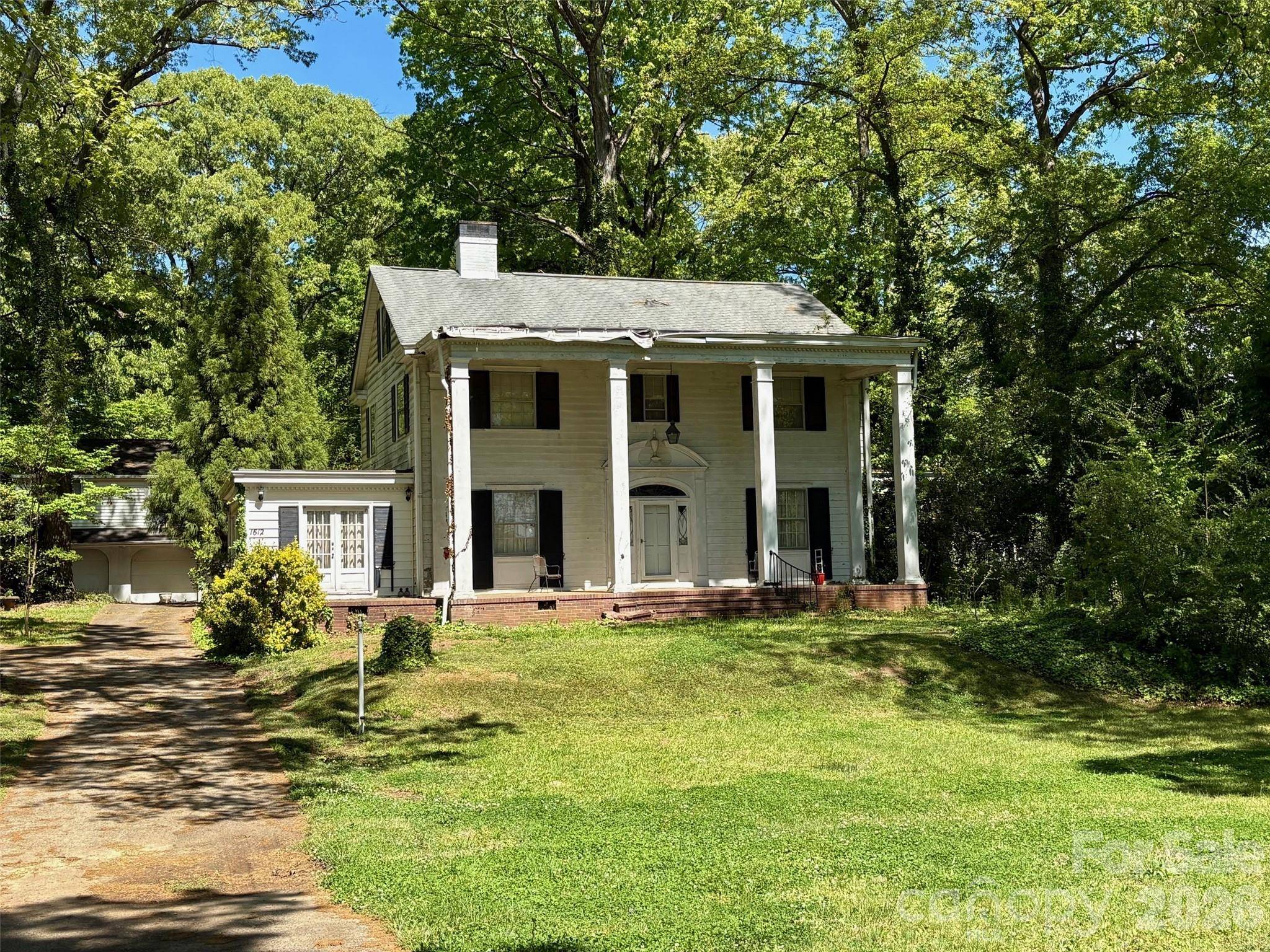 1612 S New Hope RD, Gastonia, NC 28054