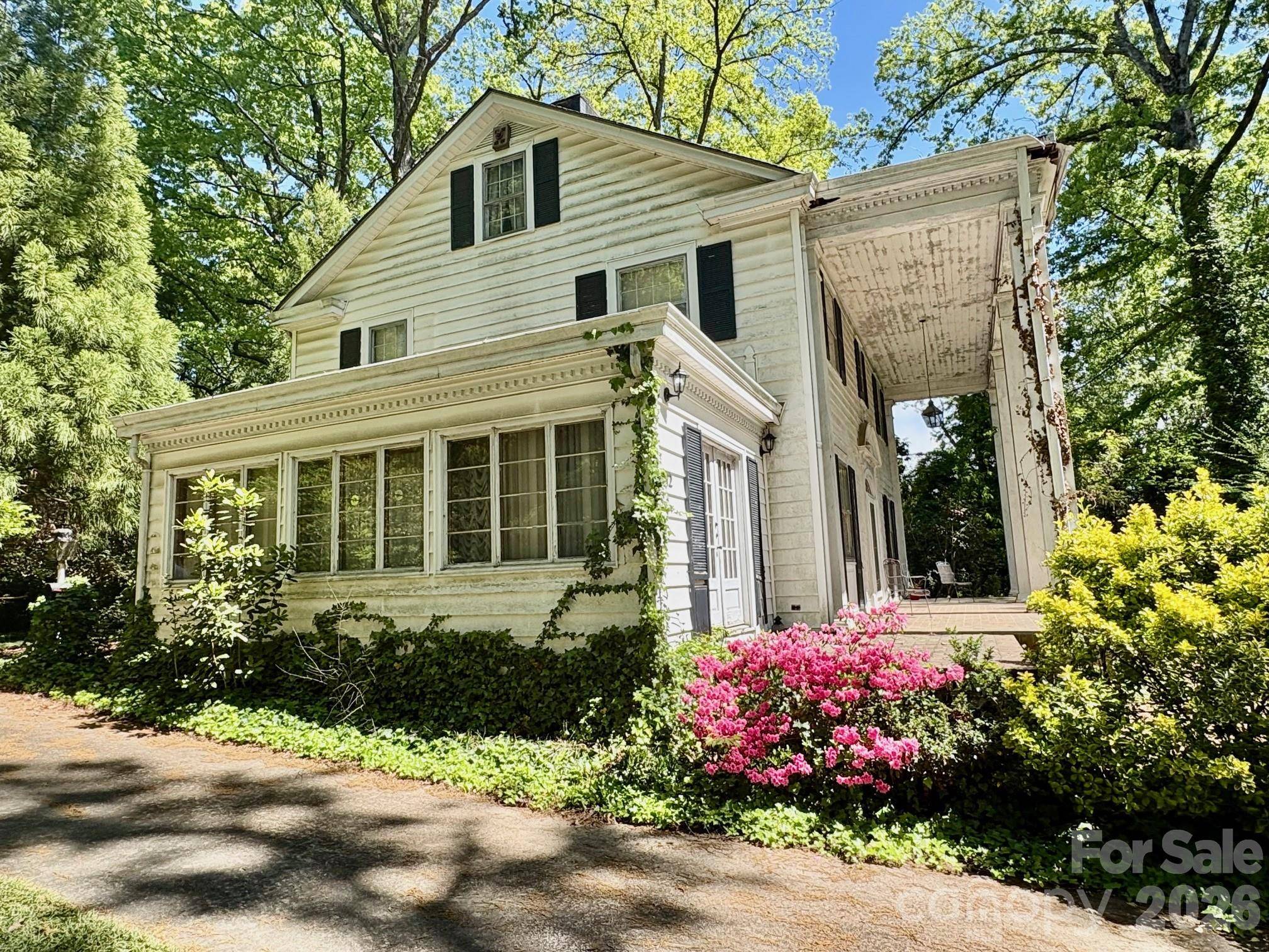 1612 S New Hope RD, Gastonia, NC 28054