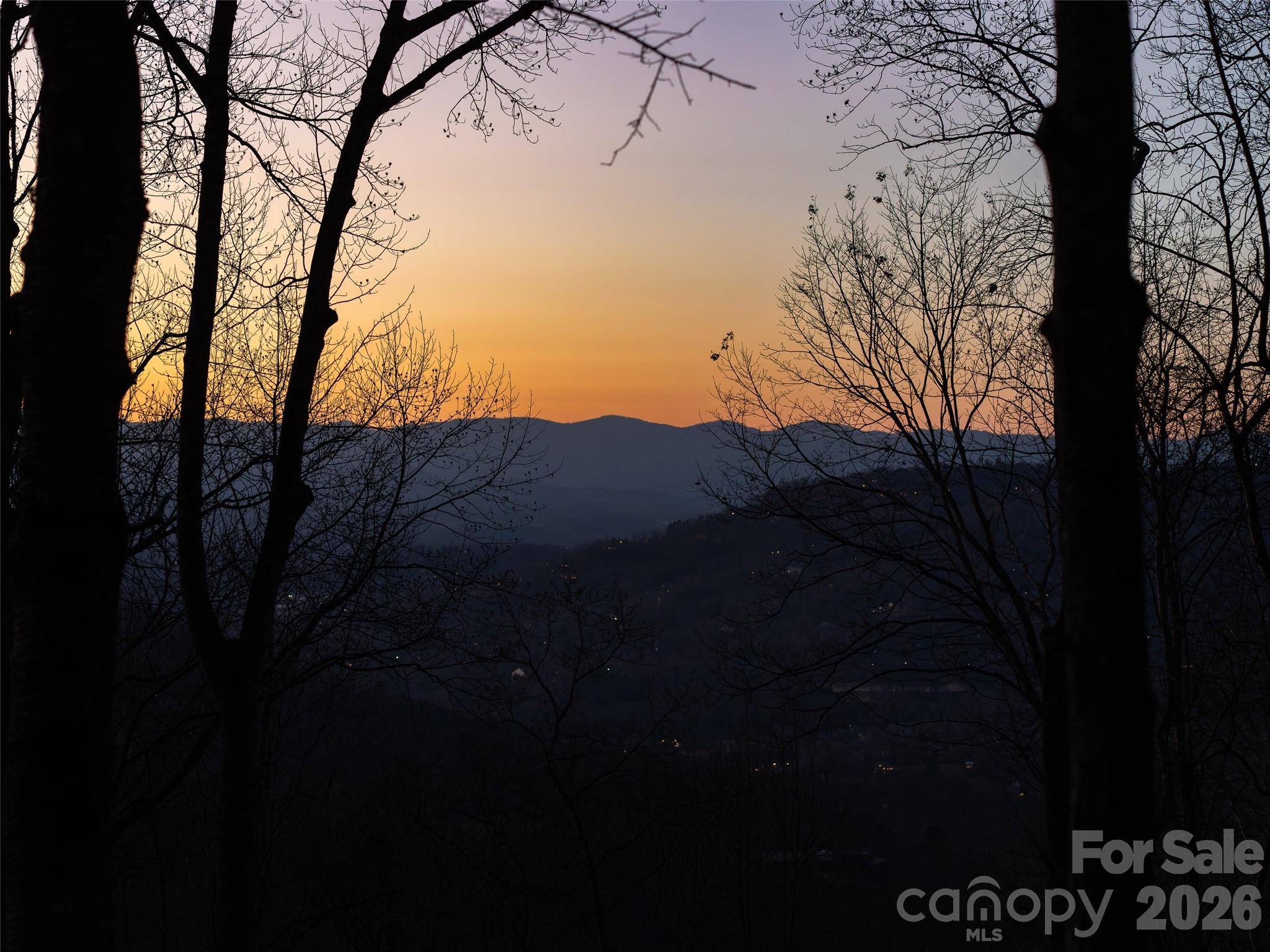 34 Mountain Vista DR, Asheville, NC 28804