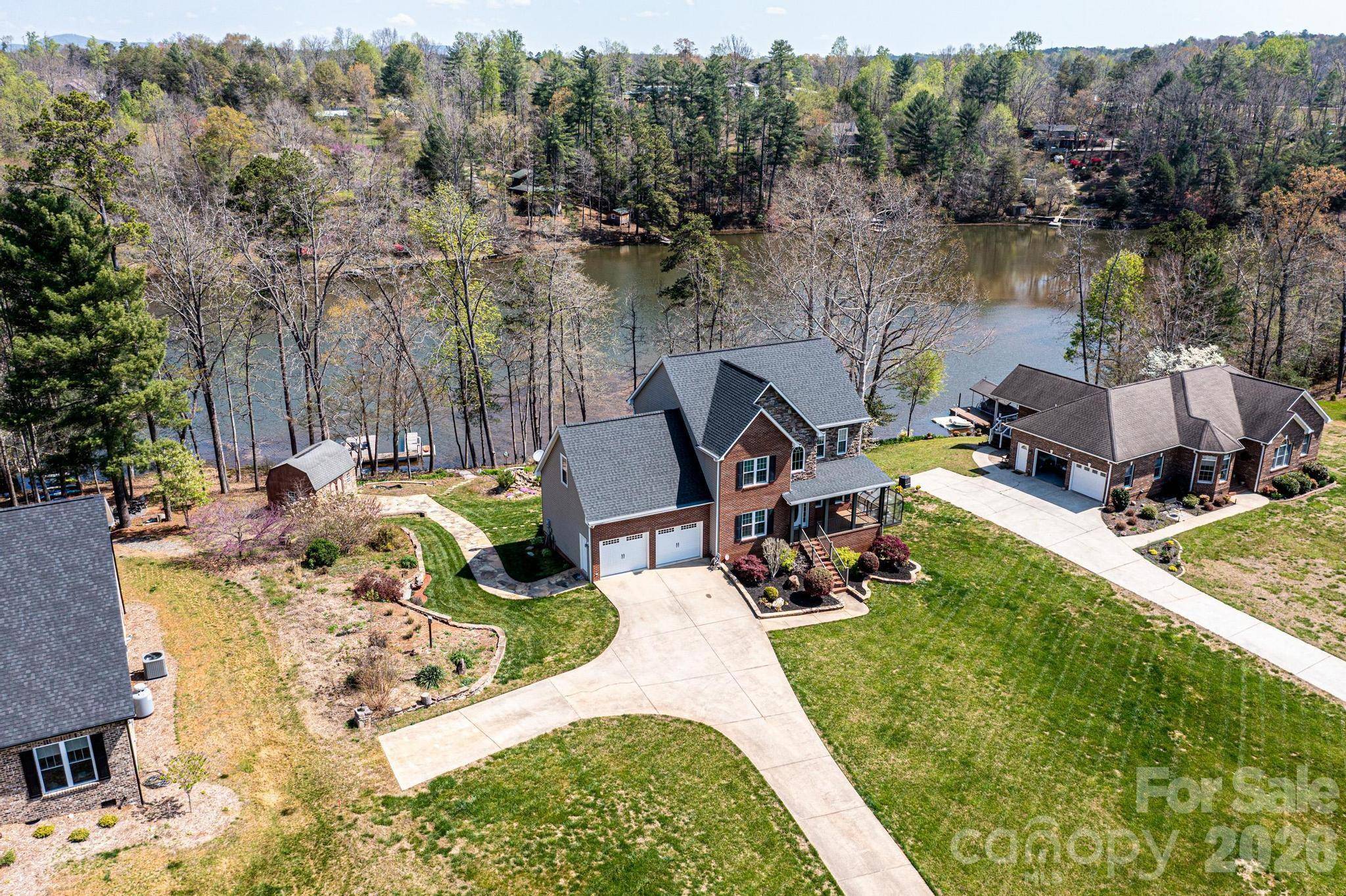 4726 Crystal Falls AVE, Hickory, NC 28601
