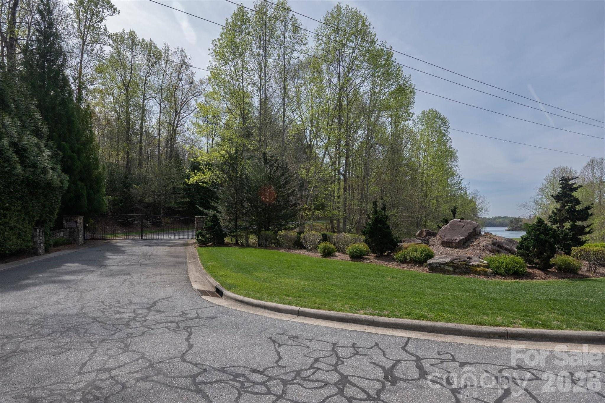 103 Big Tree WAY, Nebo, NC 28761
