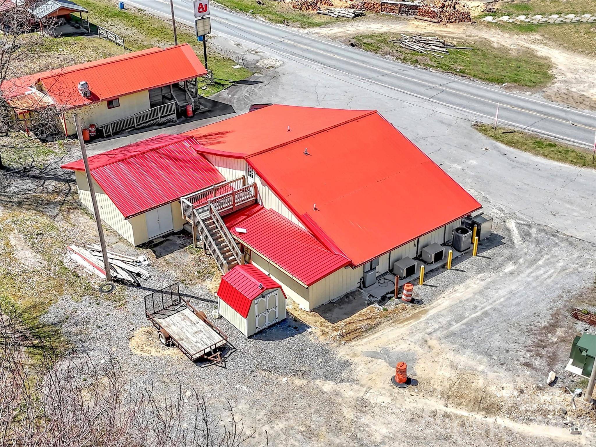 11214 US 19 HWY N, Maggie Valley, NC 28751