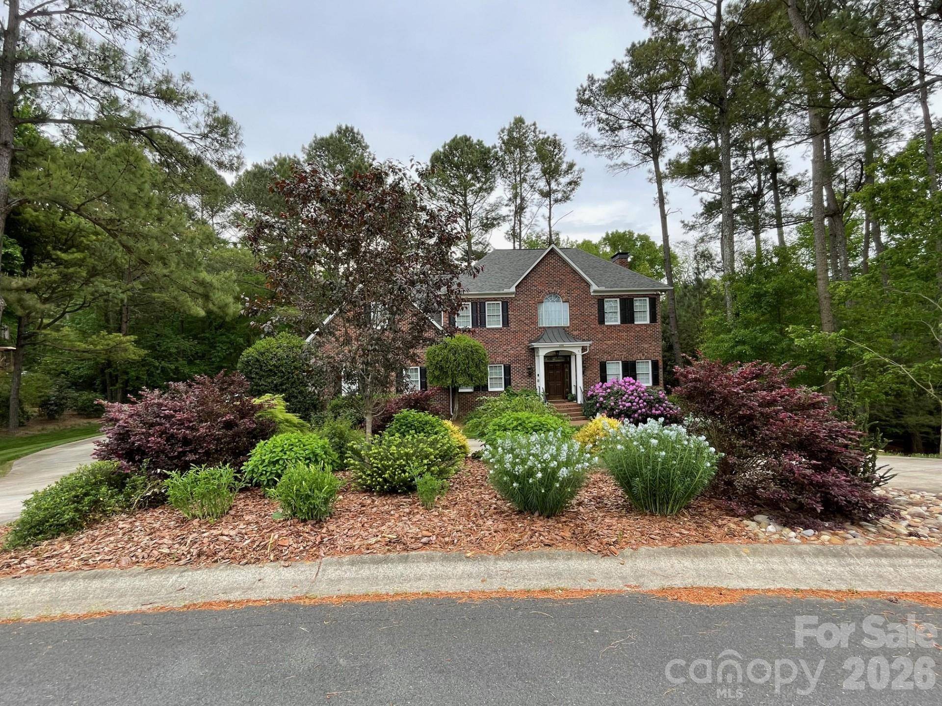 1200 Heritage DR, Albemarle, NC 28001