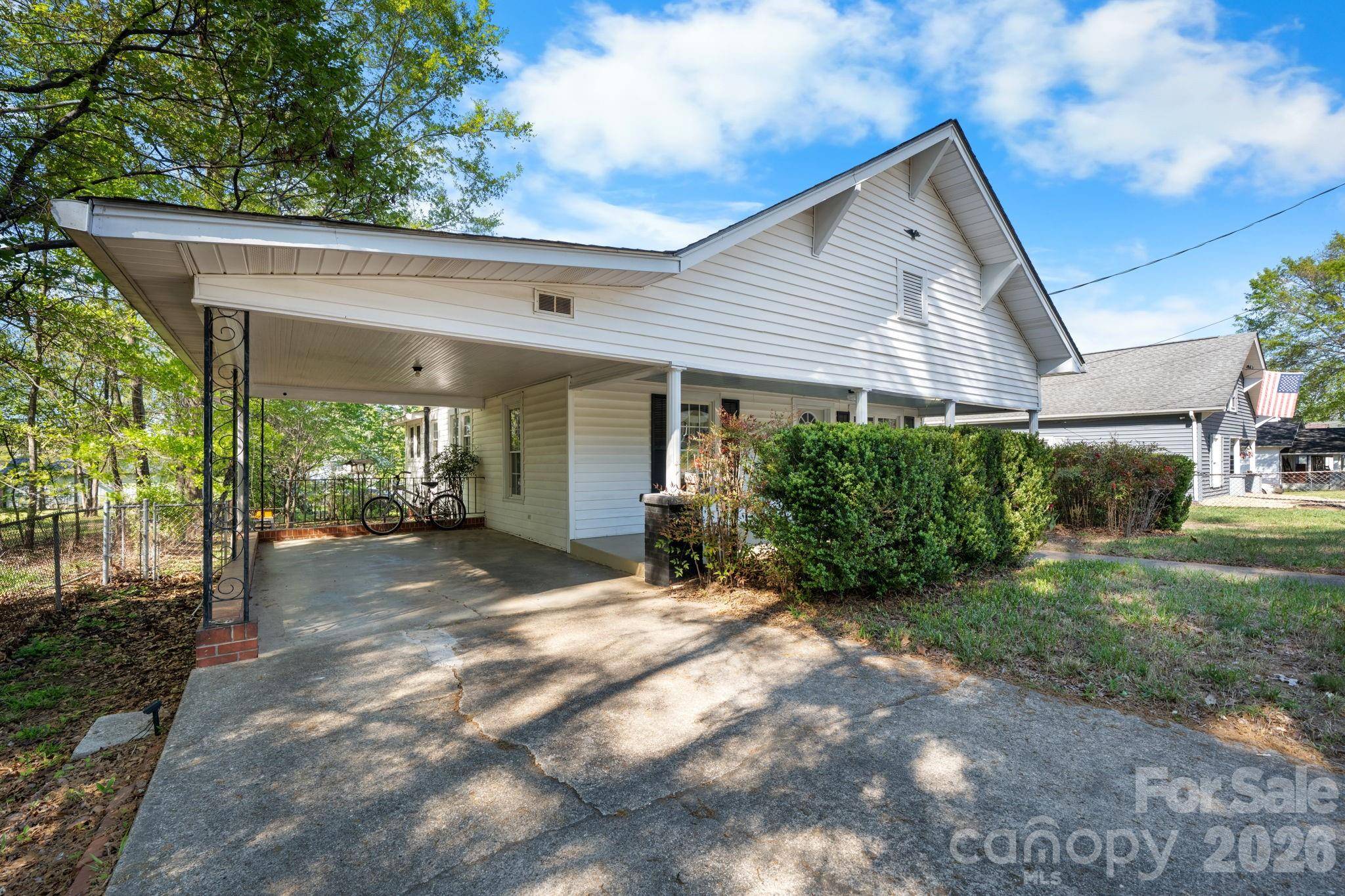 304 Garrou AVE SE, Valdese, NC 28690