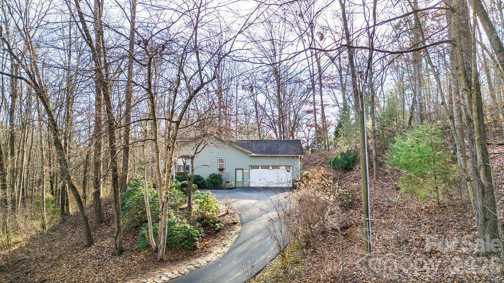 241 Crocus LN, Sylva, NC 28779