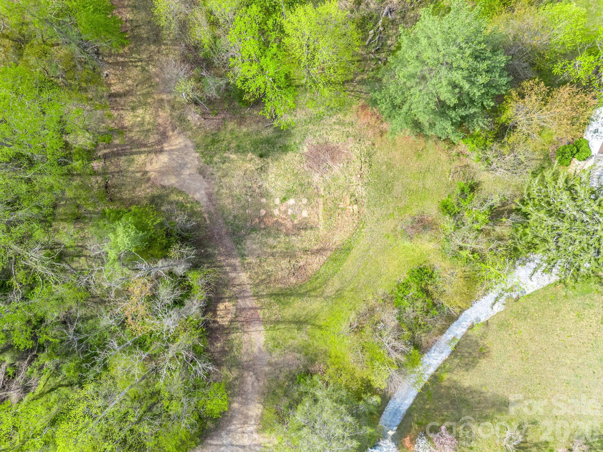 26 Adams Hill RD, Asheville, NC 28806