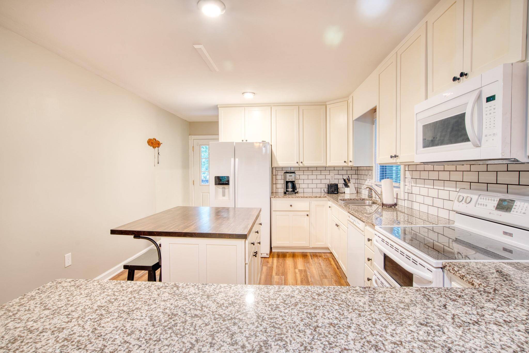 46 Wahuhu CT, Brevard, NC 28712