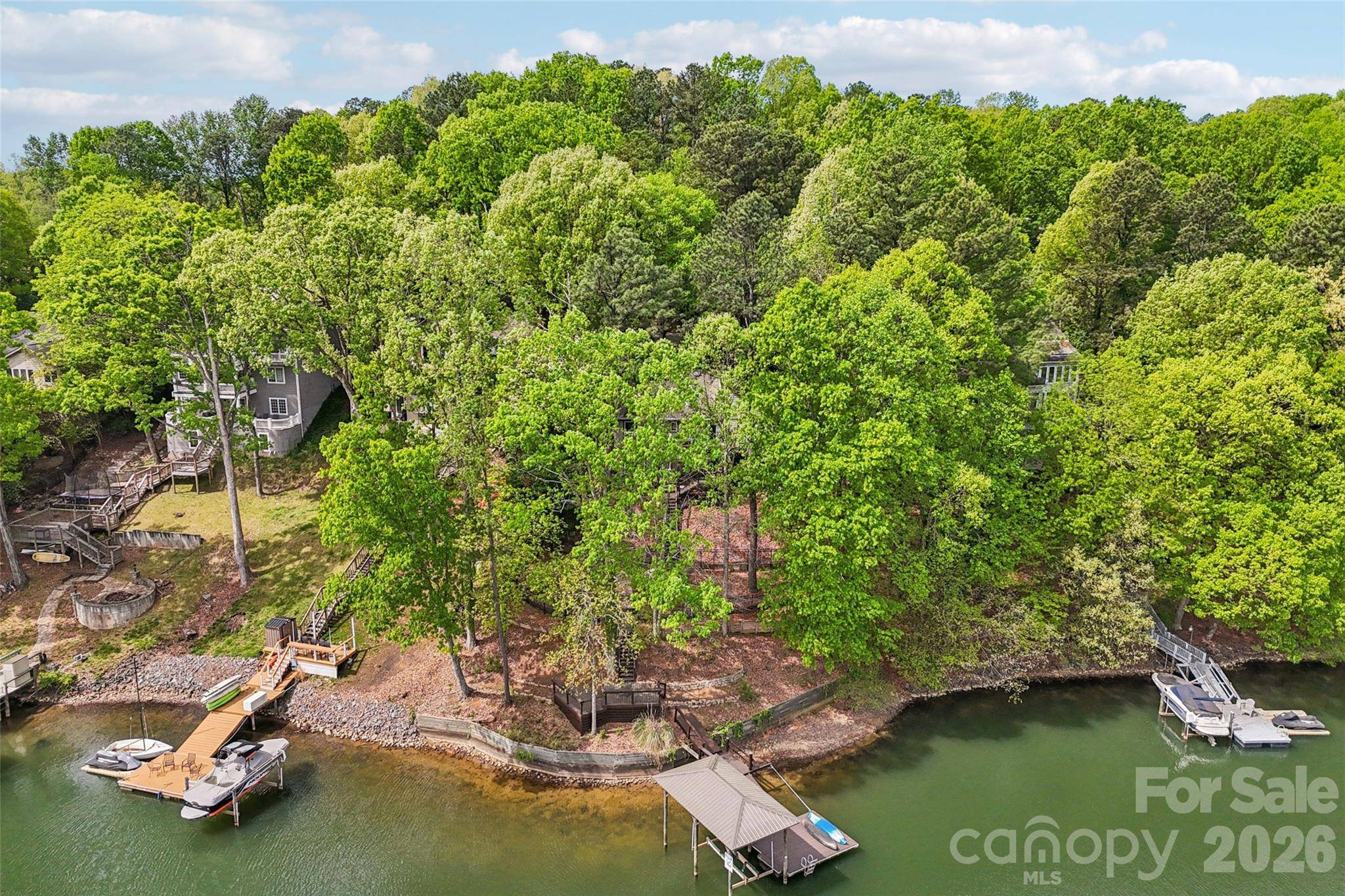16118 Tana Tea CIR, Tega Cay, SC 29708