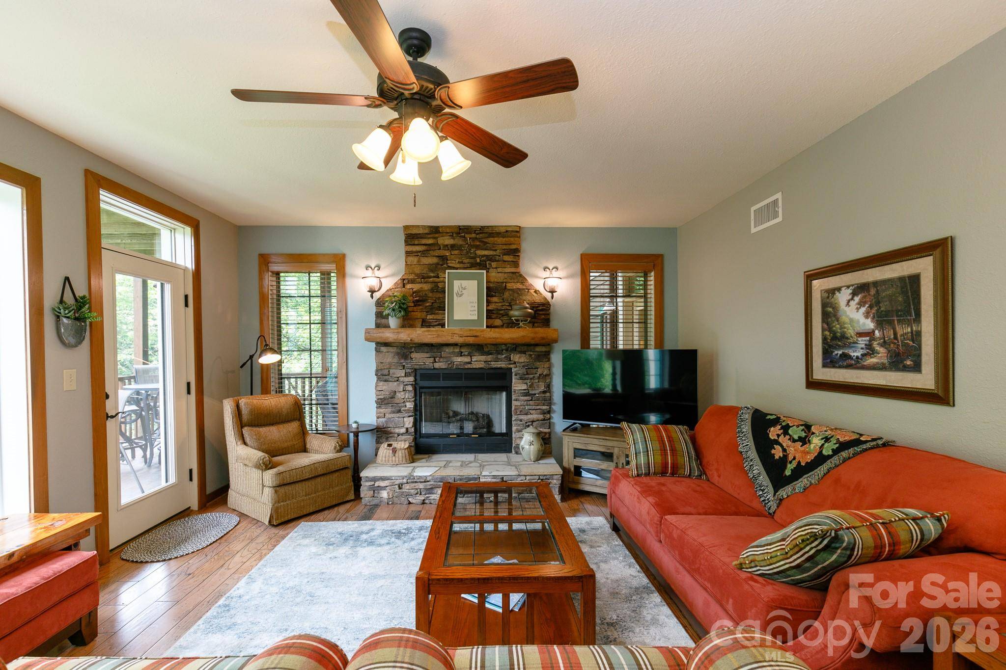 222 Creekside WAY #D202, Burnsville, NC 28714