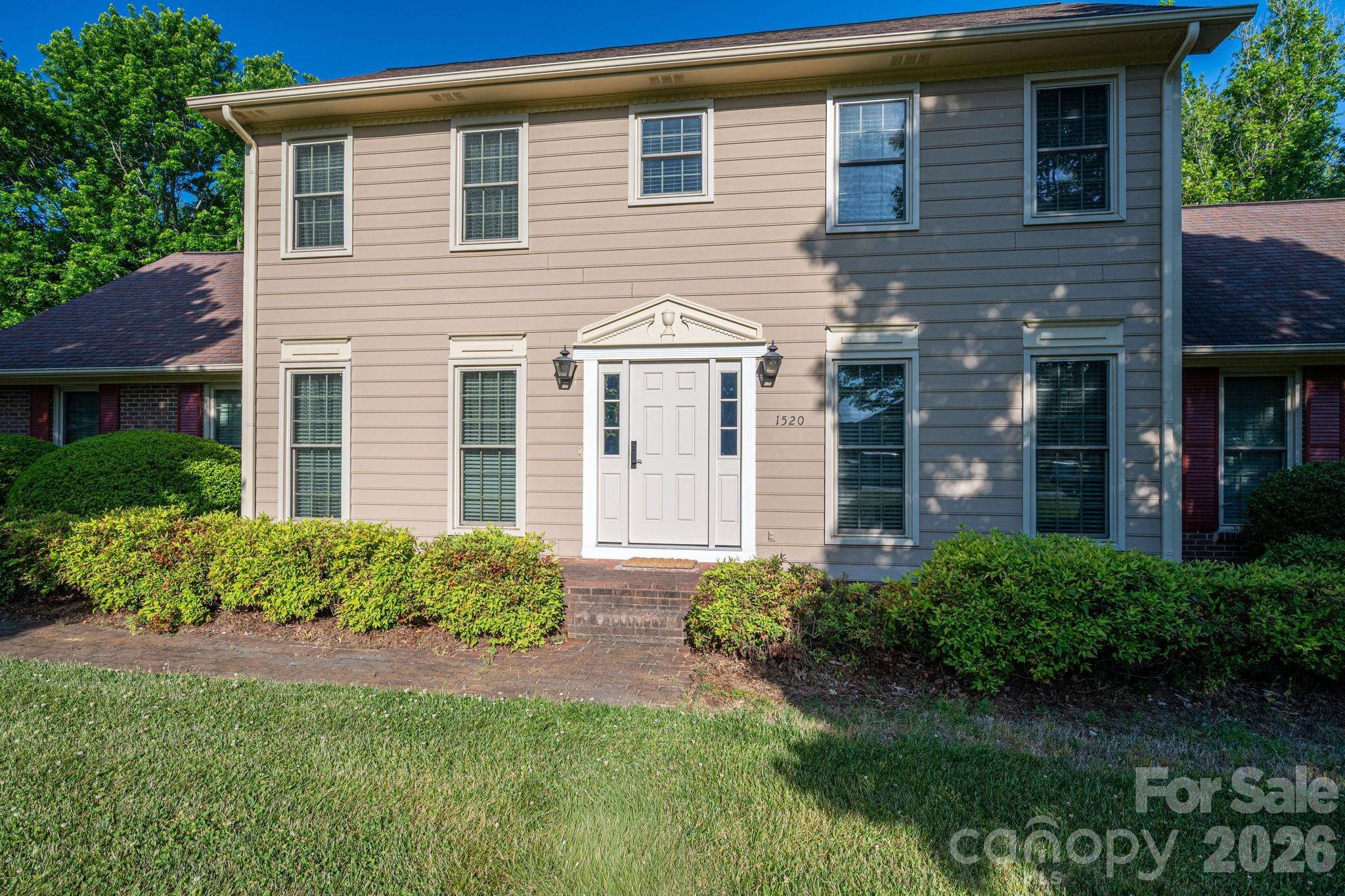 1520 Stableview DR, Gastonia, NC 28056