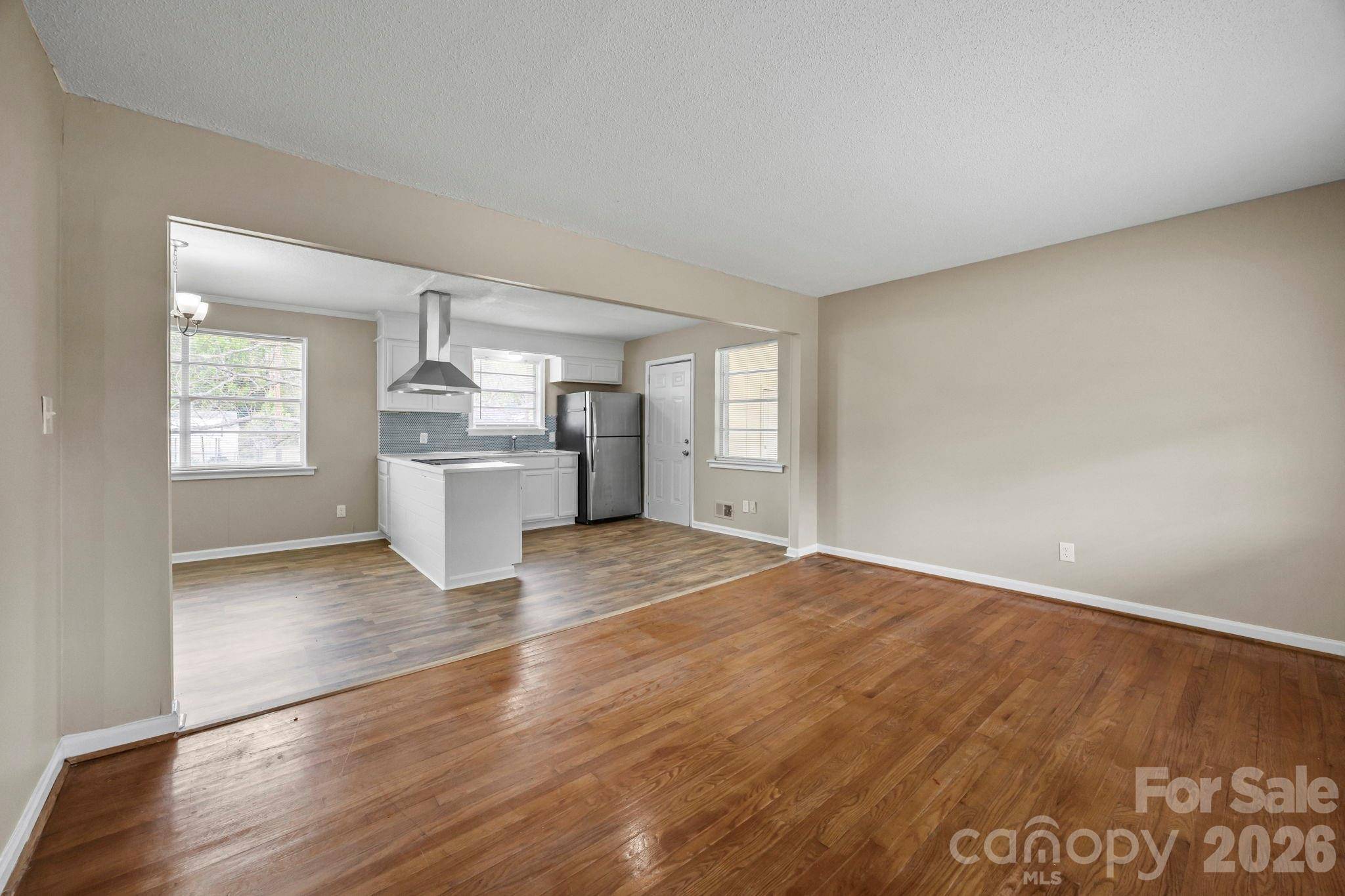 219 Dixon DR, Columbia, SC 29203