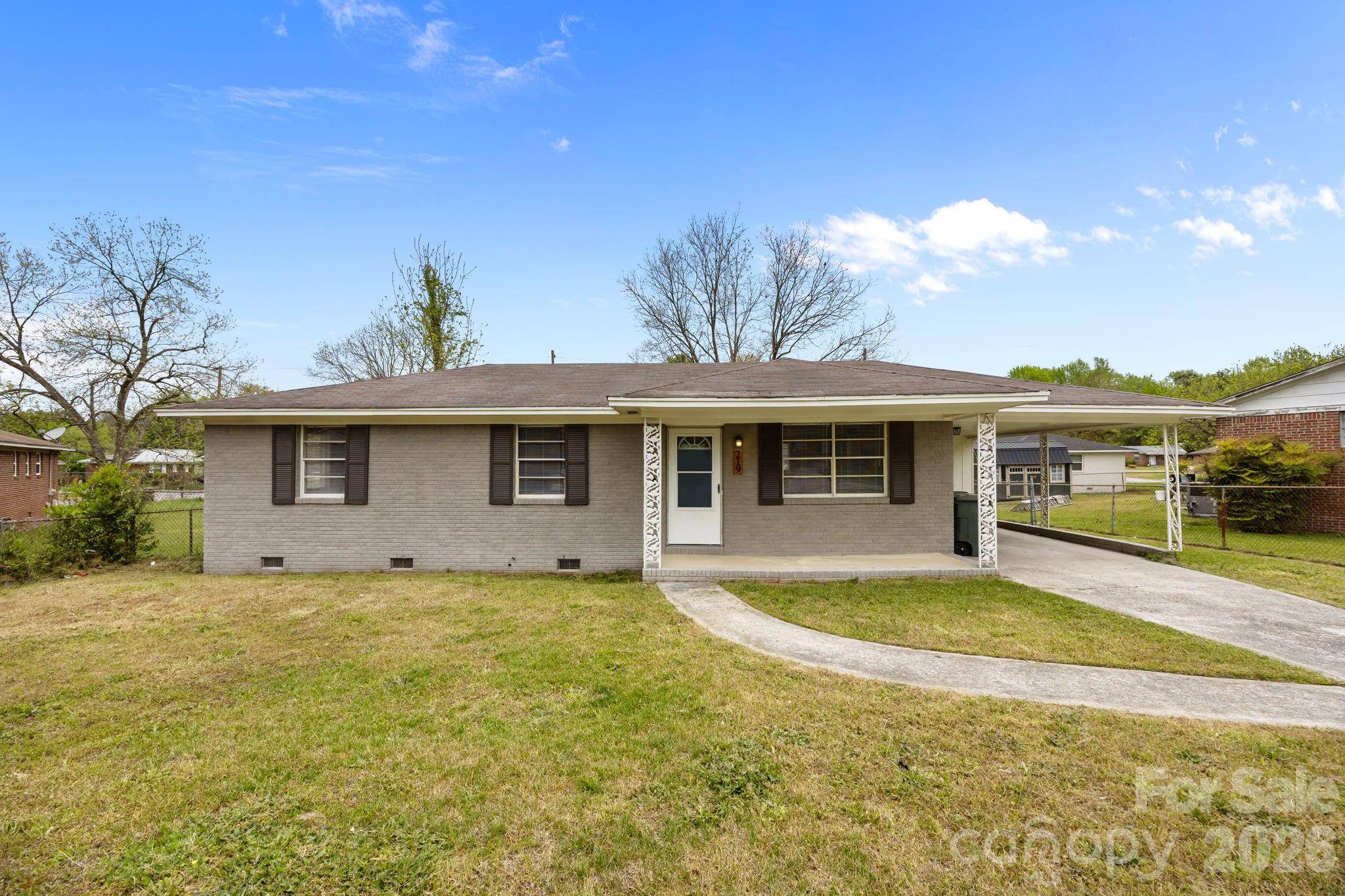 219 Dixon DR, Columbia, SC 29203