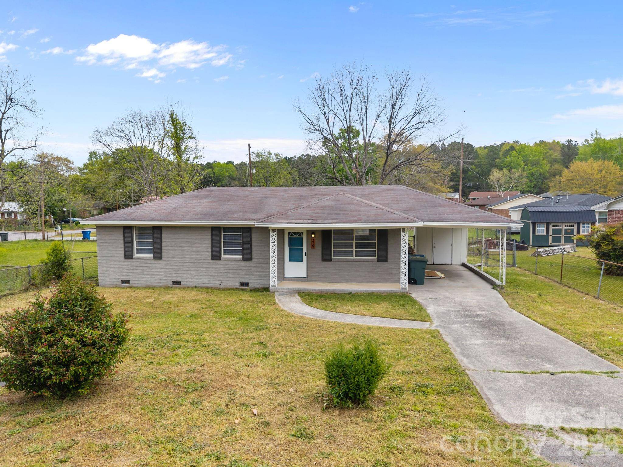 219 Dixon DR, Columbia, SC 29203