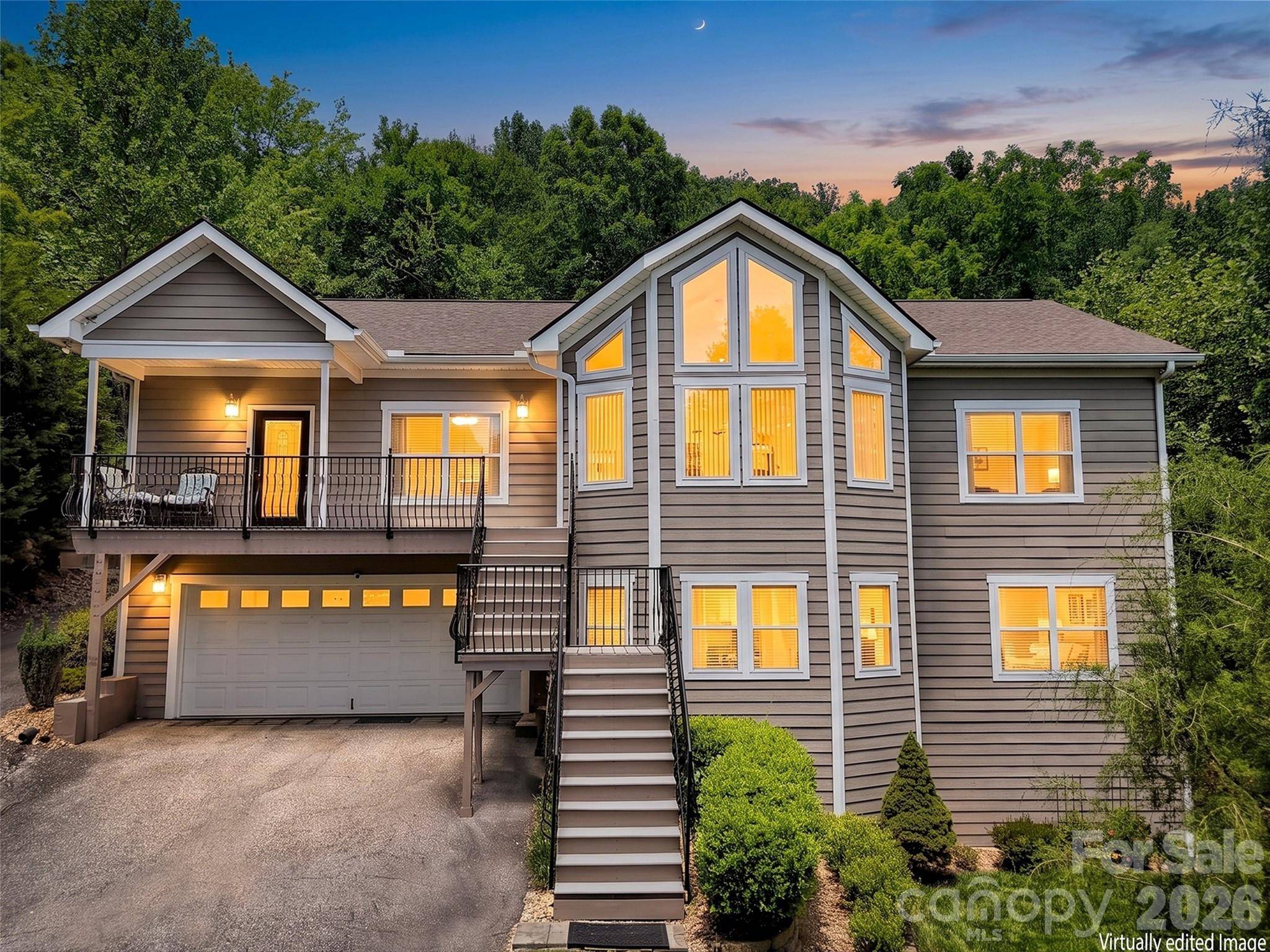 24 Sunnie Rae LN, Candler, NC 28715
