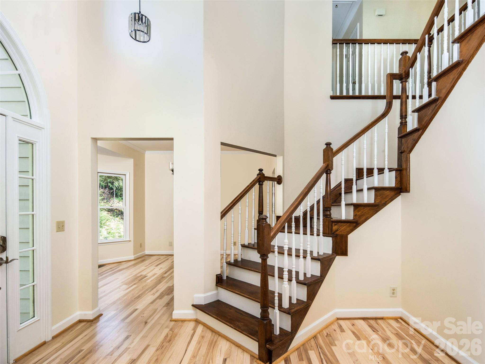 39 Eastmoor DR, Asheville, NC 28805