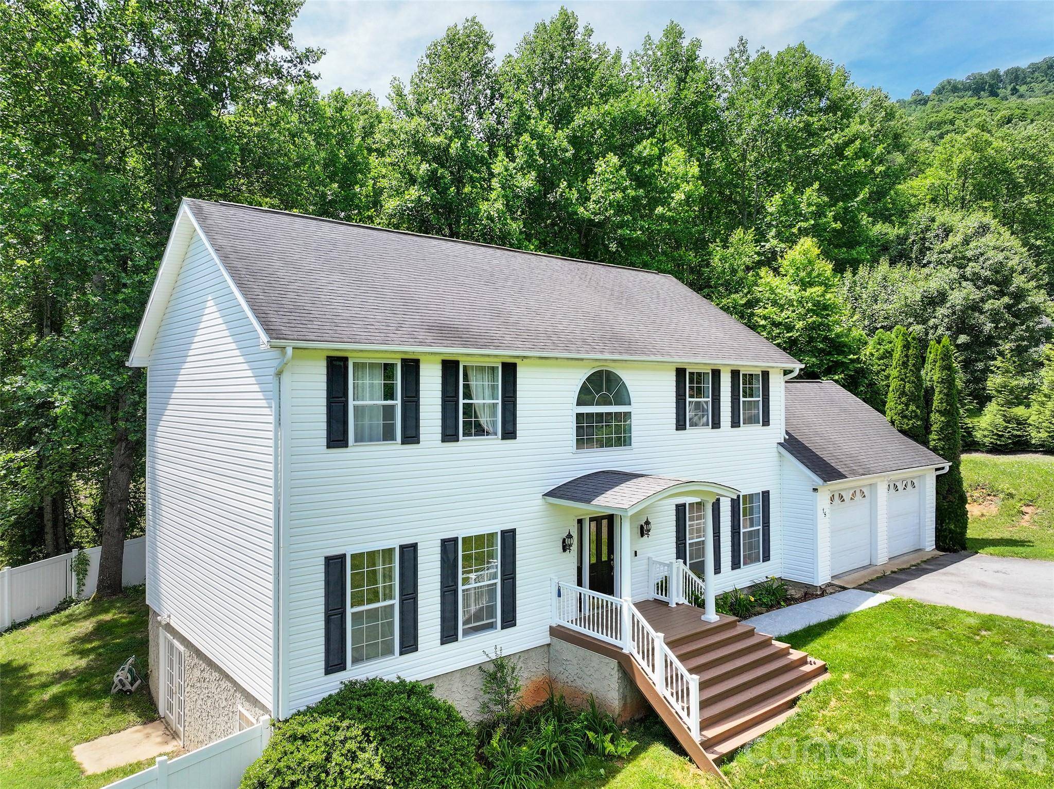 15 Kylie Grace LN, Candler, NC 28715