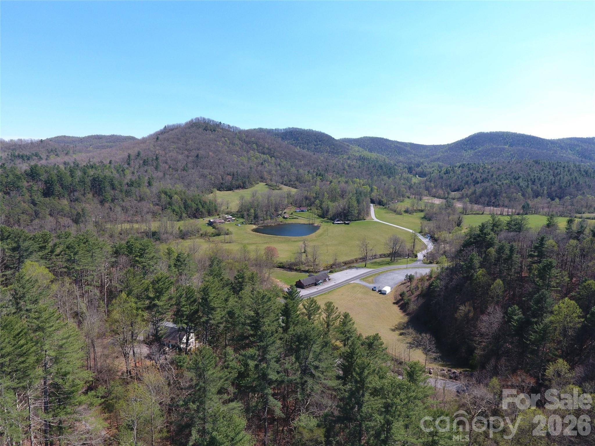 0000 Rock Creek RD, Zirconia, NC 28790