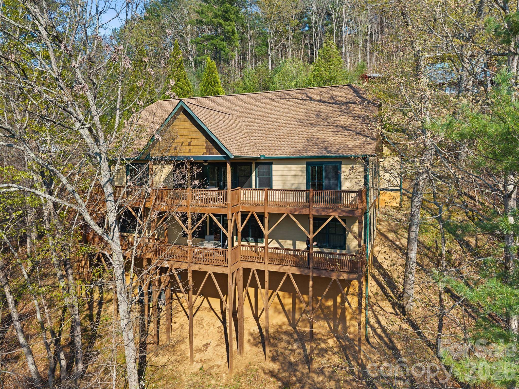 5 Stegall LN, Asheville, NC 28805