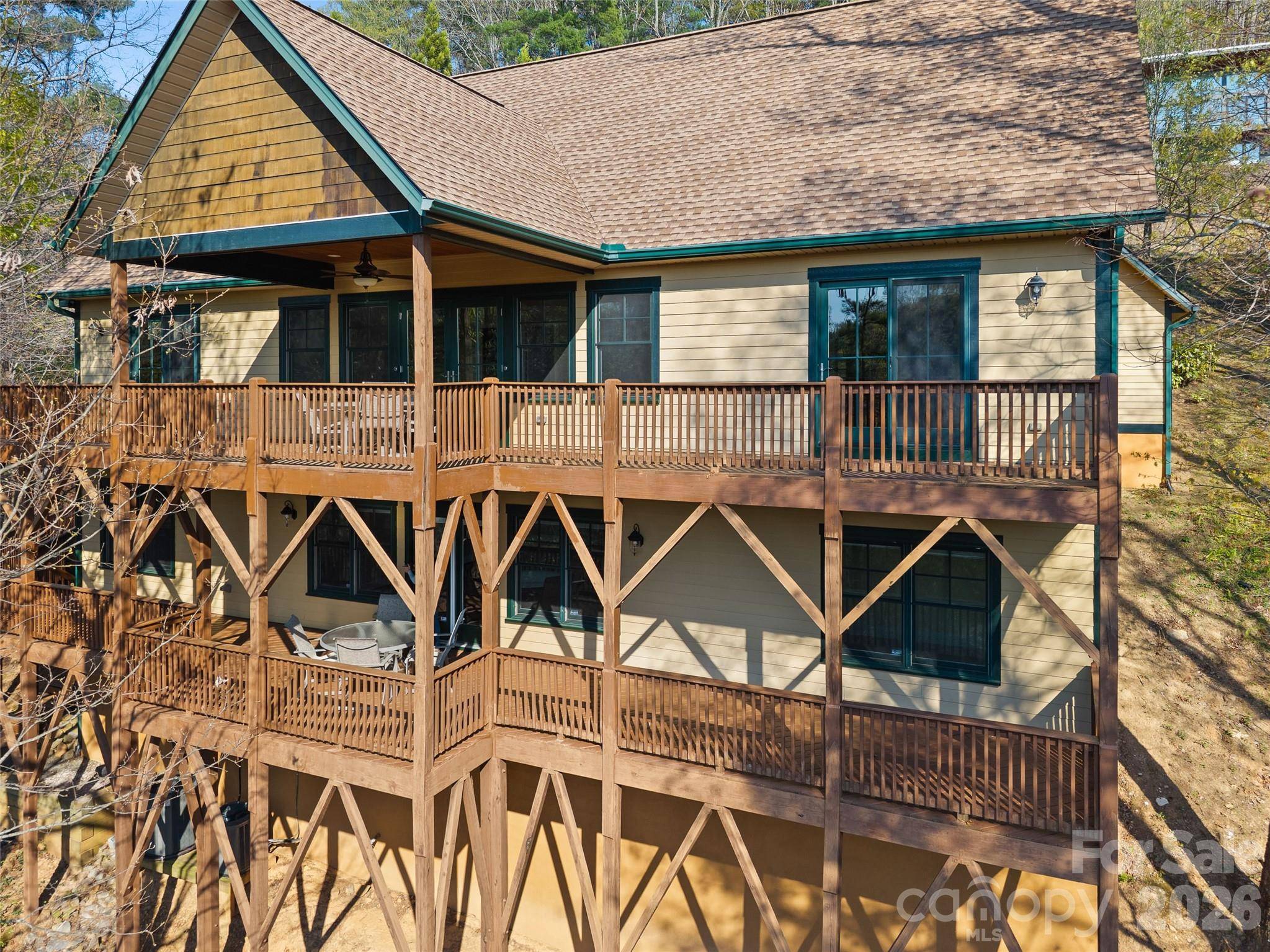 5 Stegall LN, Asheville, NC 28805