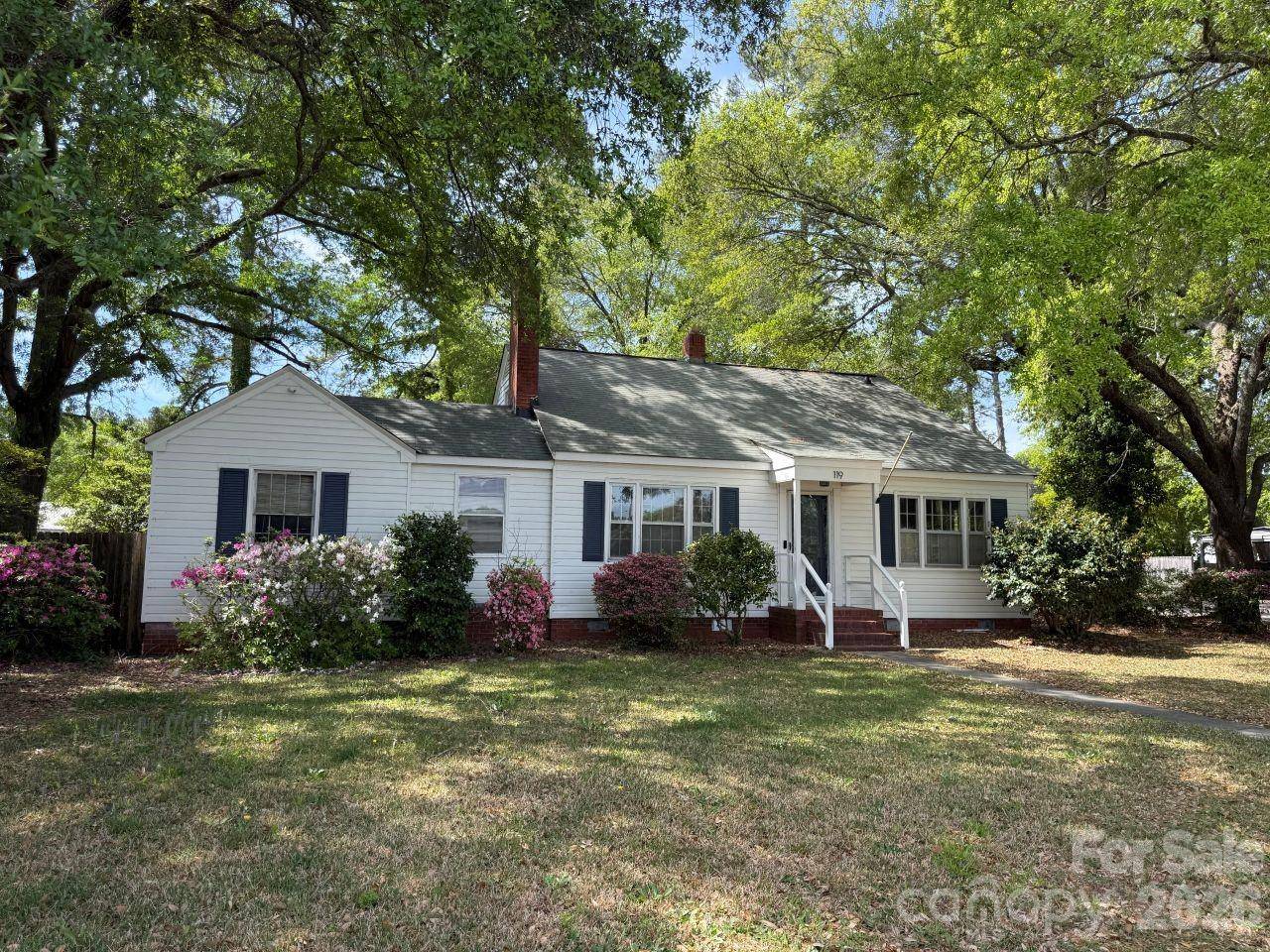 119 Patsy LN, Cheraw, SC 29520