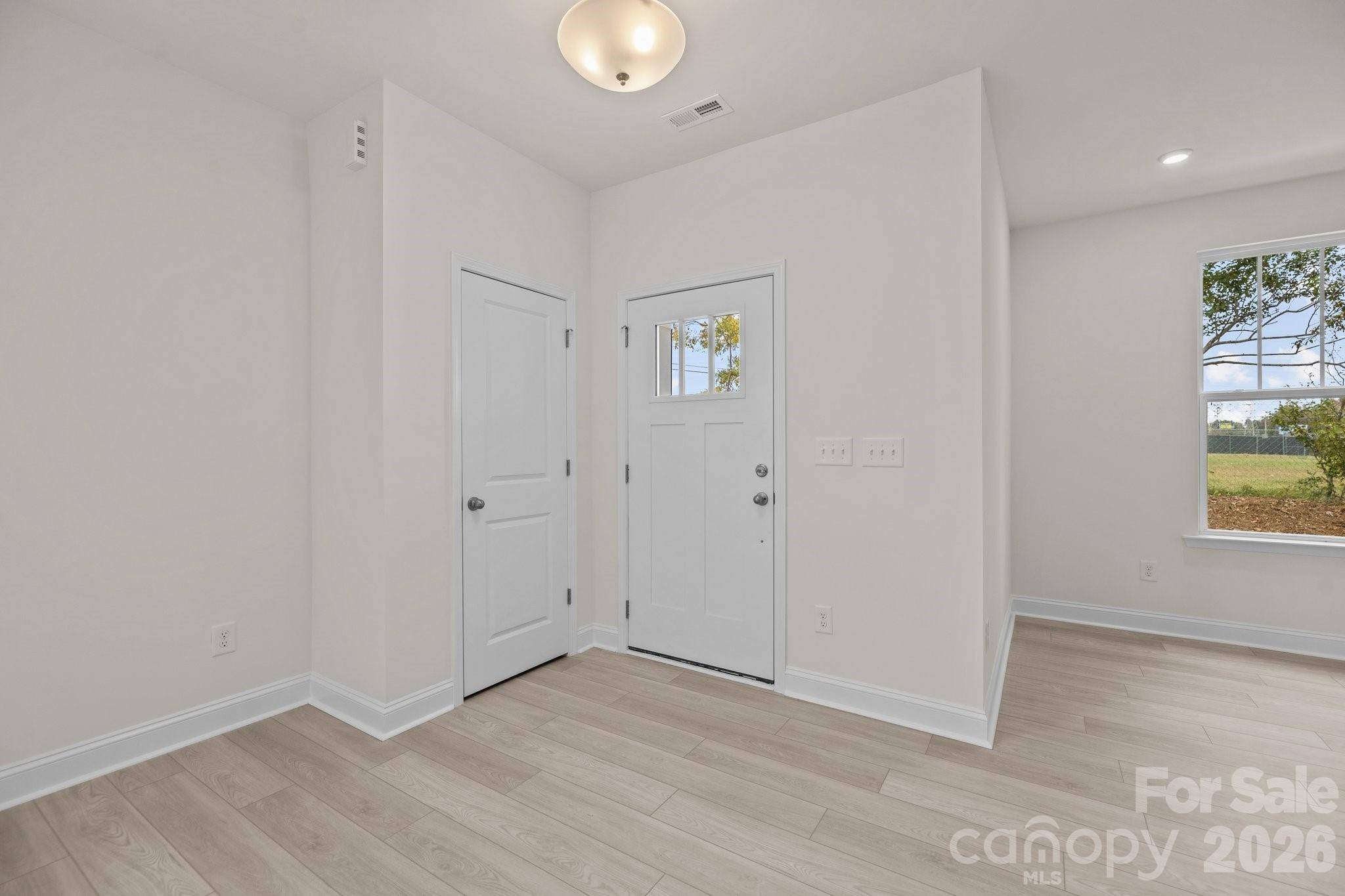 2926 Clyde DR, Charlotte, NC 28208