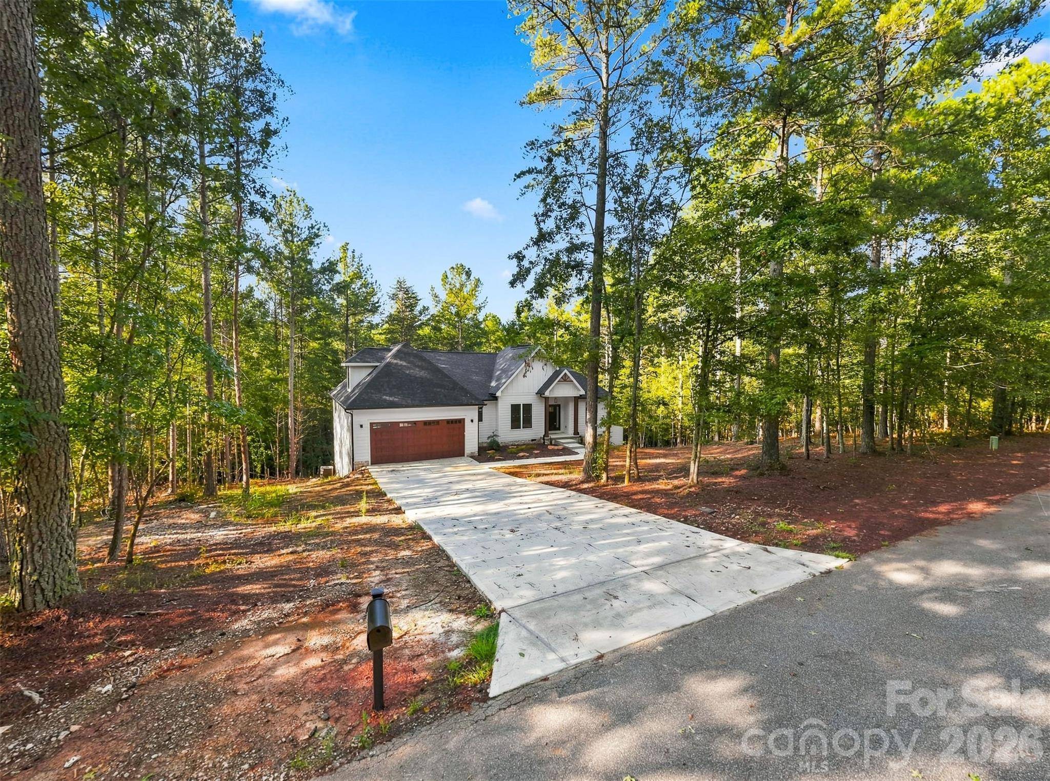 2157 Anchor LN, Connelly Springs, NC 28612