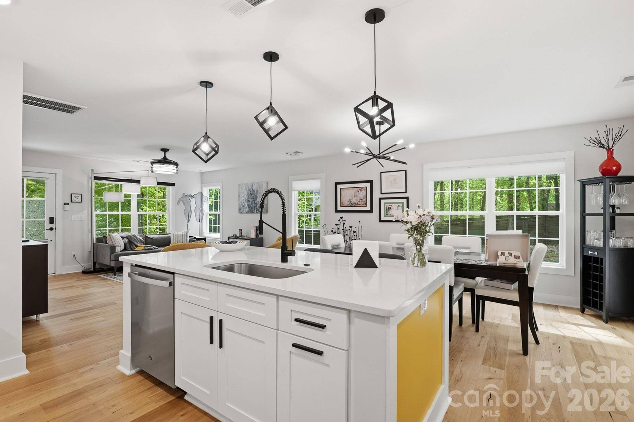 617 Teresa CIR, Waxhaw, NC 28173