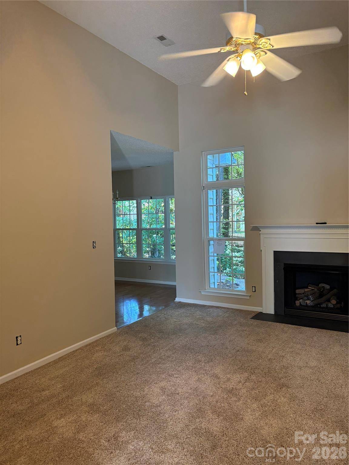1614 Iverness CT, Gastonia, NC 28056