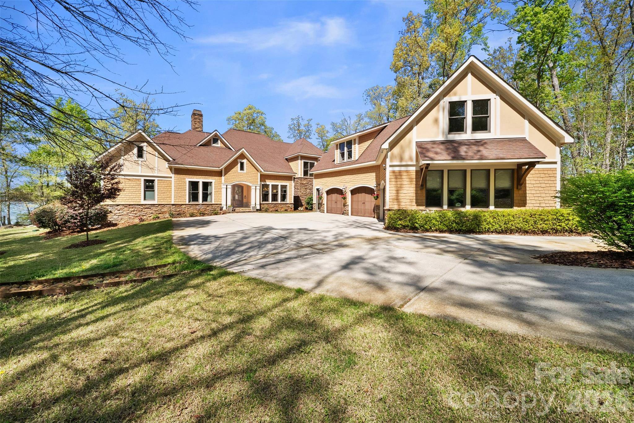 2312 Rocky Cove LN, Denton, NC 27239