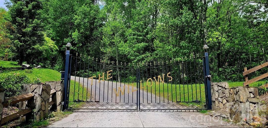 200 Wolverine CT #44, Waynesville, NC 28785