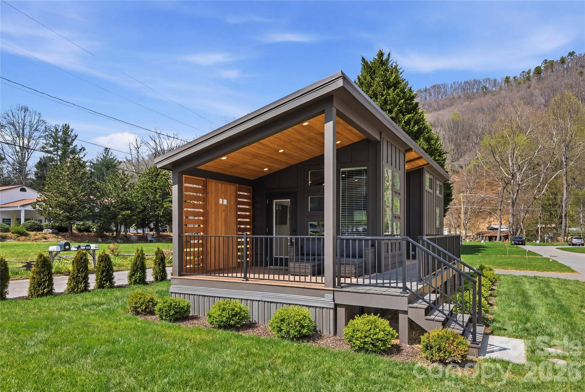 25 Getaway LN #1, Maggie Valley, NC 28751