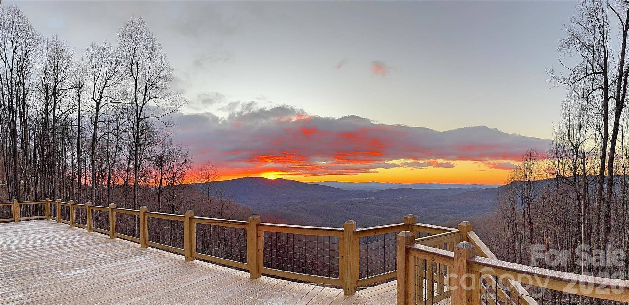 155 Wrenlock DR, Little Switzerland, NC 28749