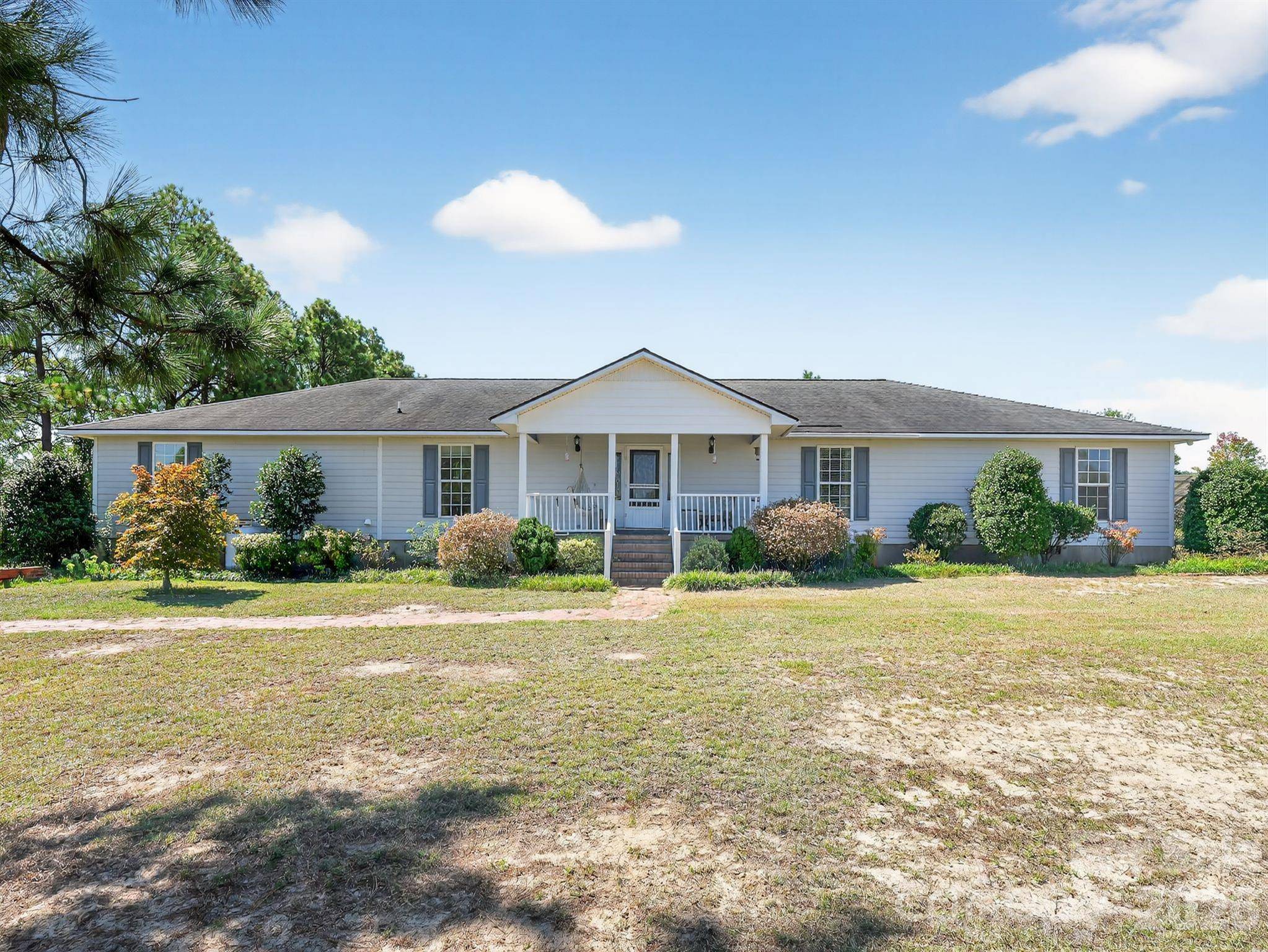 1035 Mcmillan RD, Cheraw, SC 29520