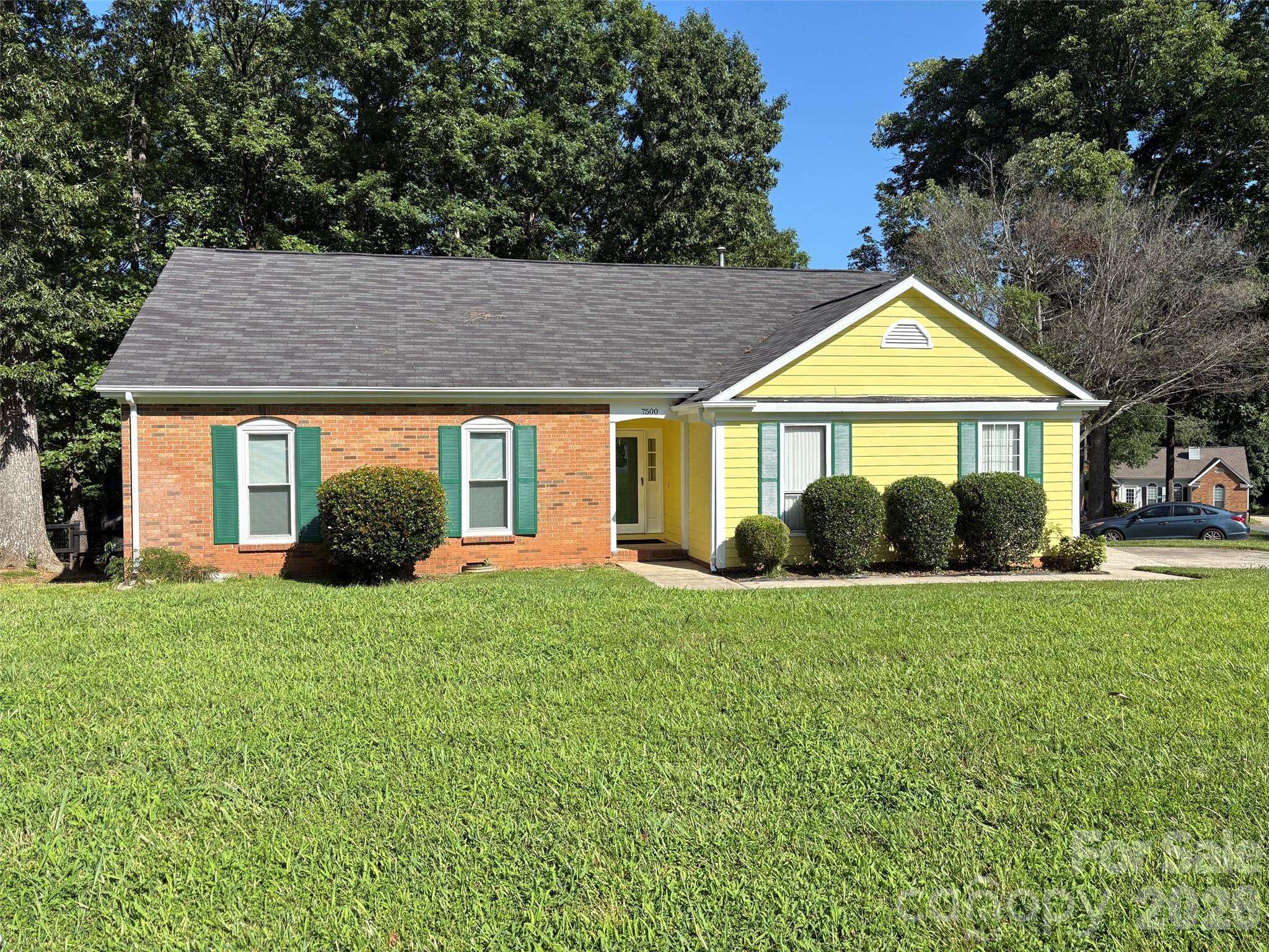 7500 Swedish Ivy LN, Charlotte, NC 28227